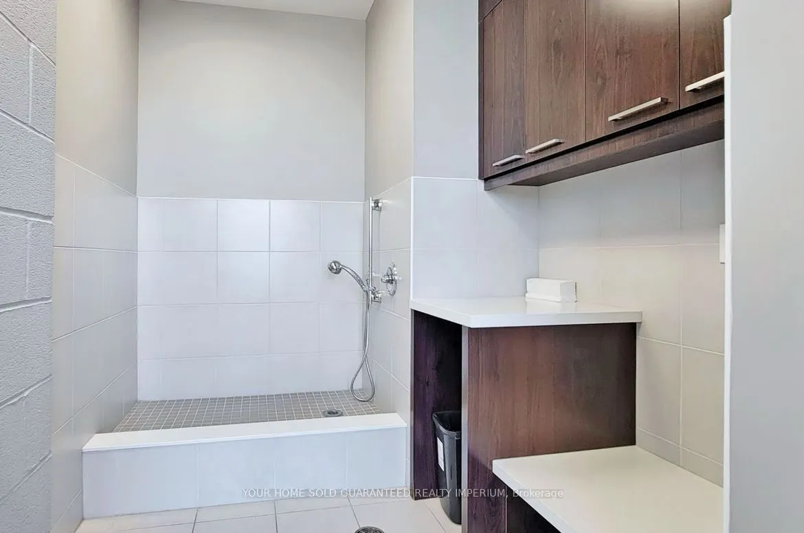 25 Baker Hill Boulevard #610