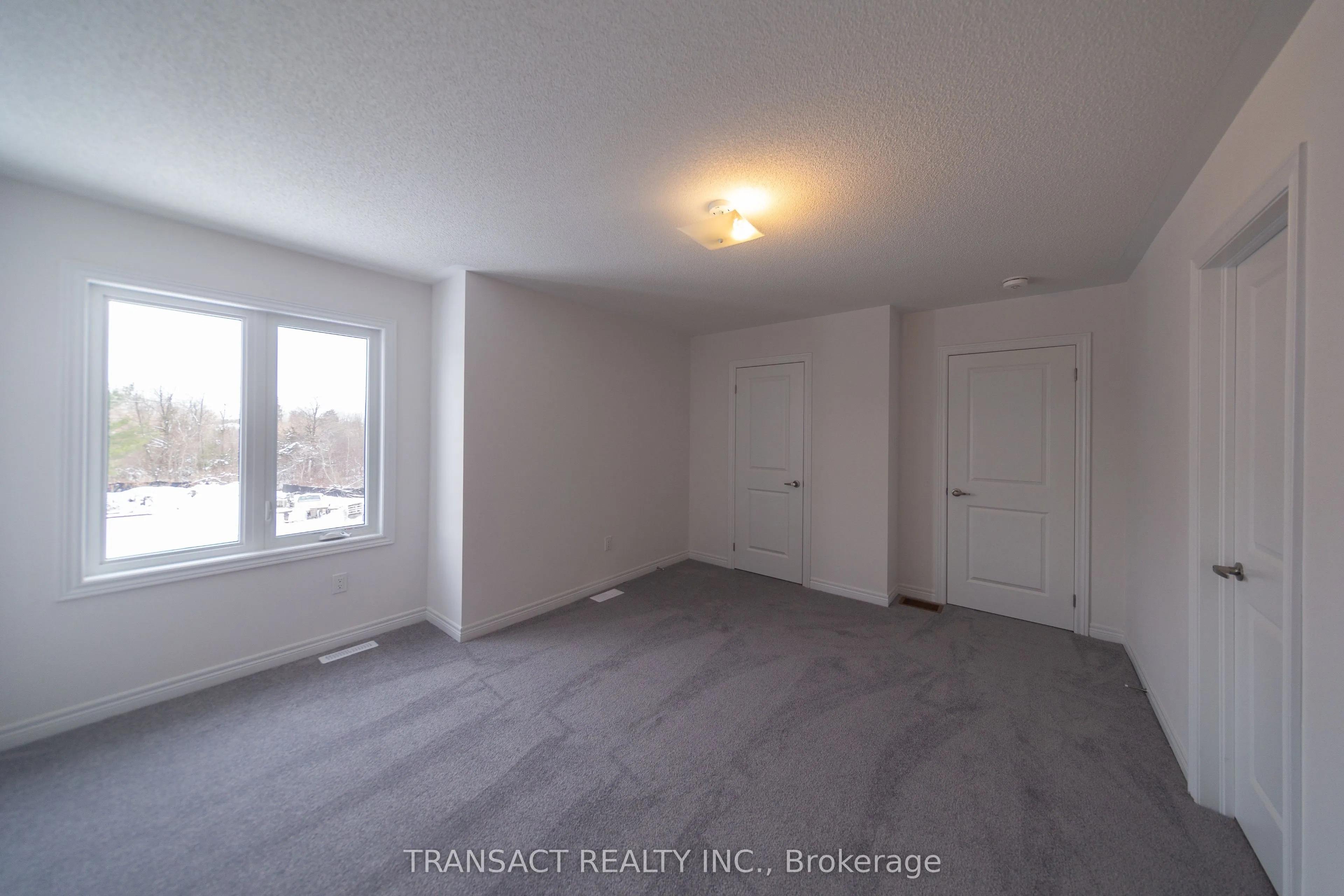 15 Baycroft Boulevard