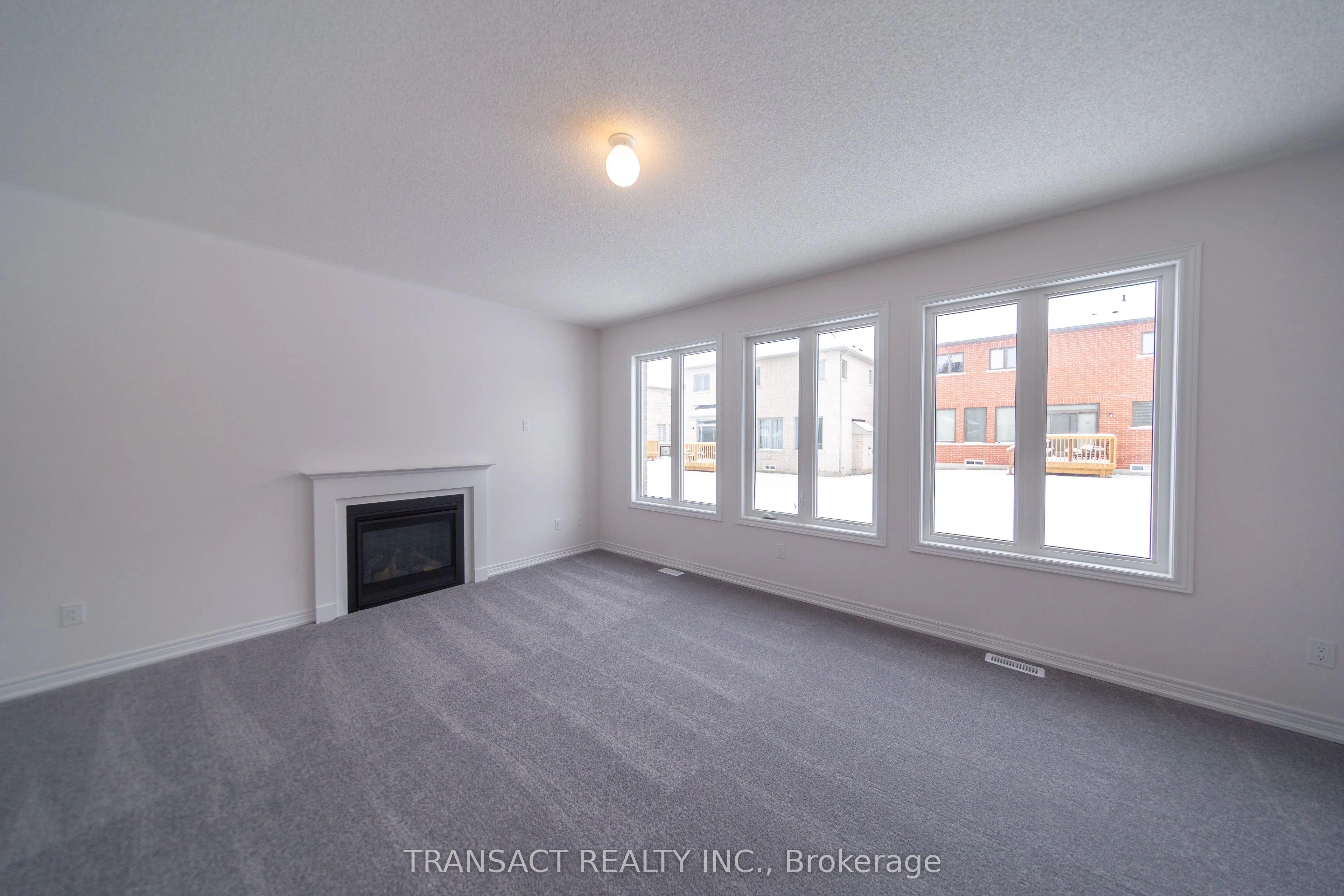 15 Baycroft Boulevard