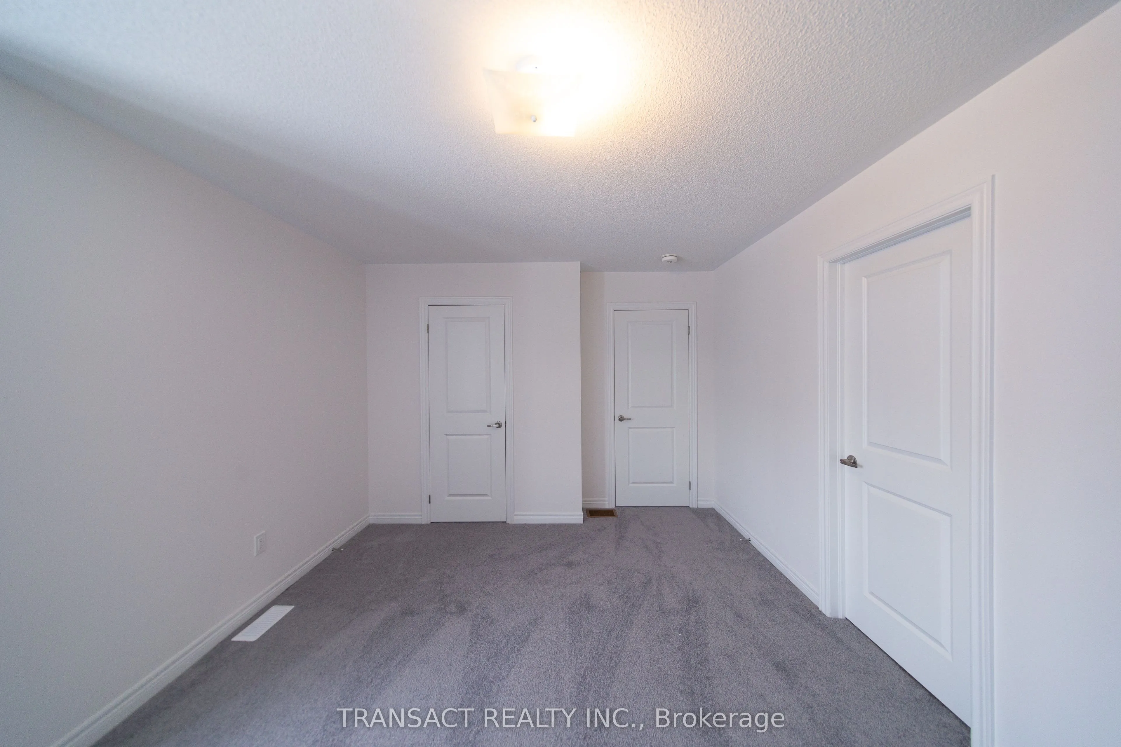 15 Baycroft Boulevard