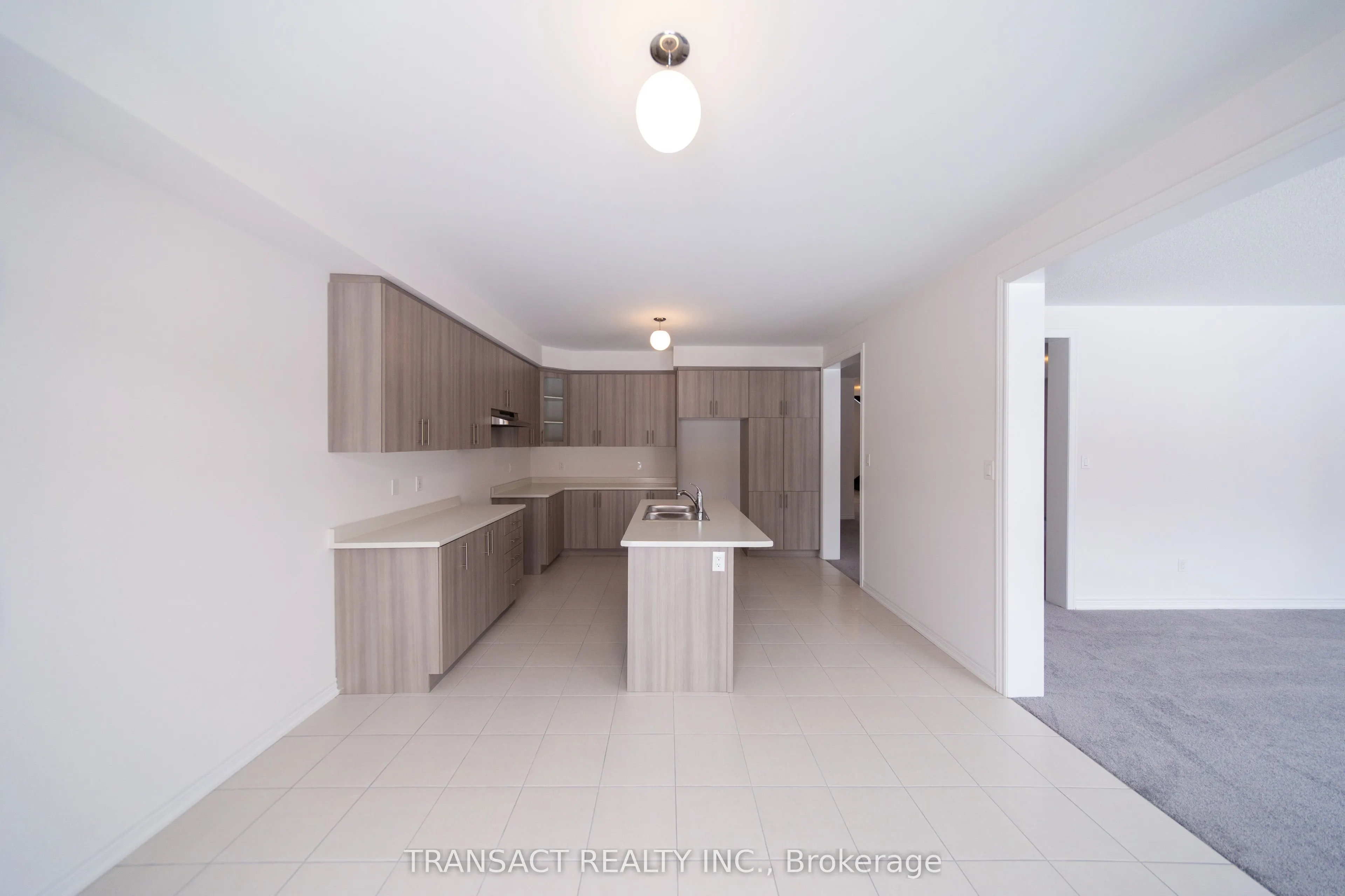 15 Baycroft Boulevard