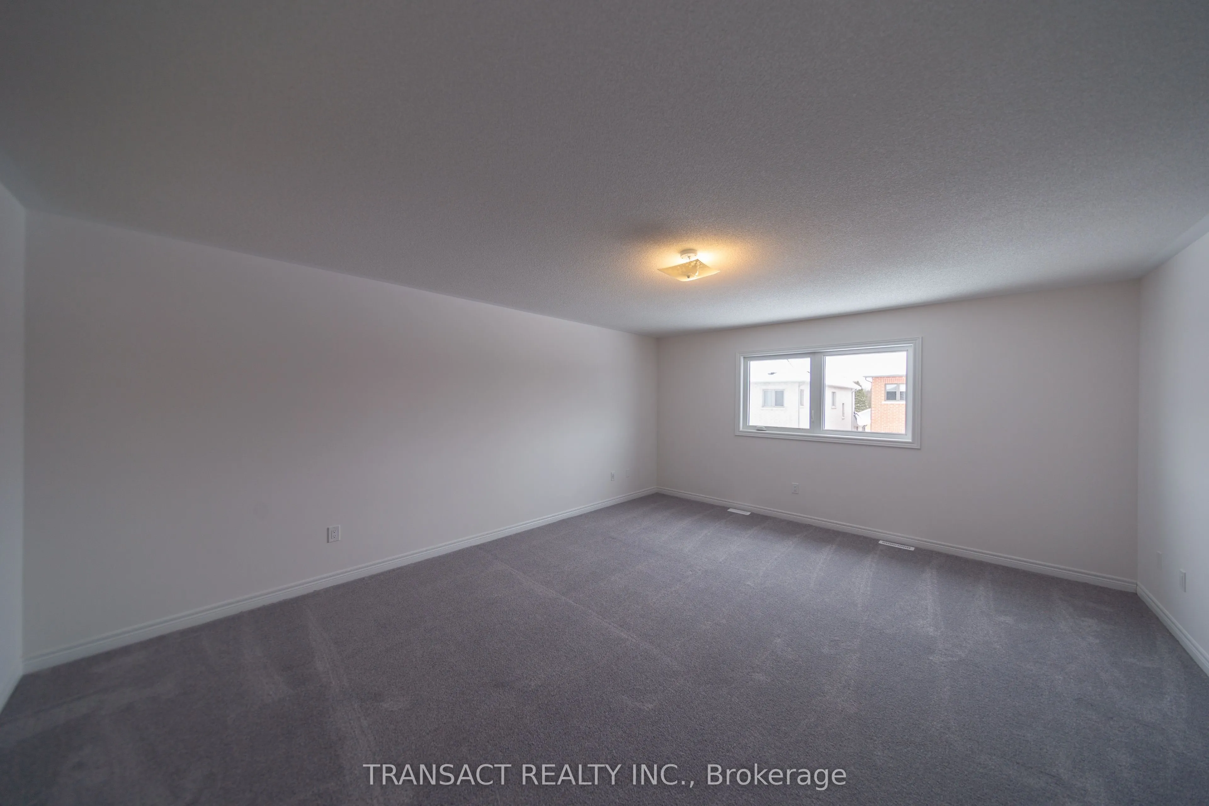 15 Baycroft Boulevard