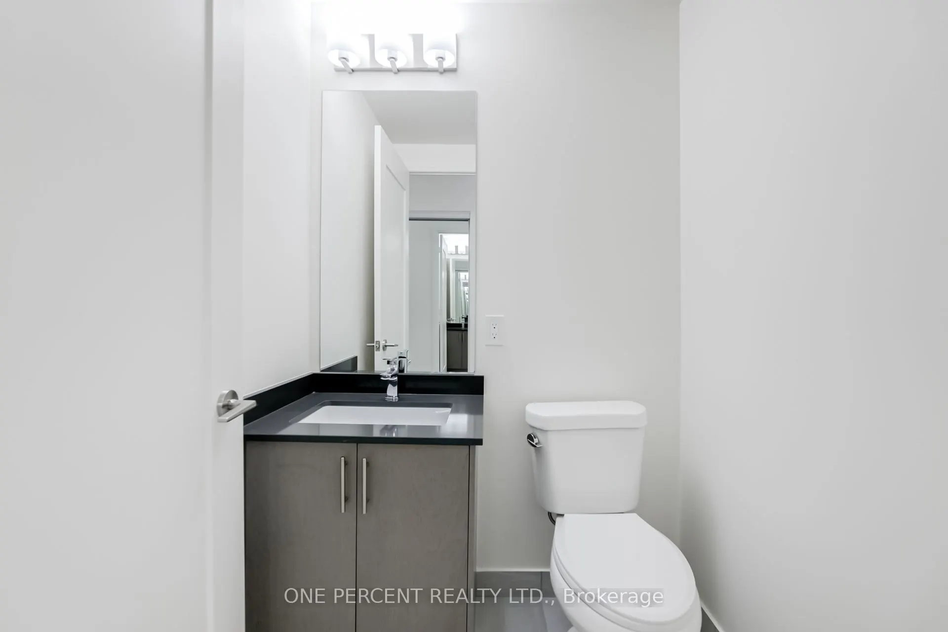 8960 Jane Street, #1910