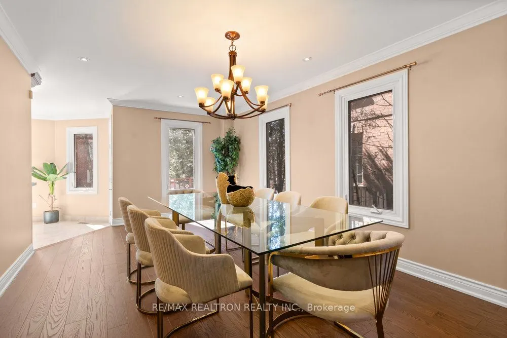 27 Ellsworth Avenue