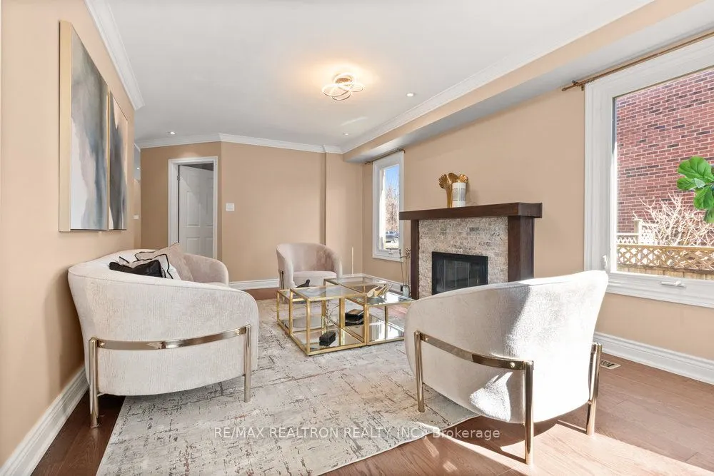 27 Ellsworth Avenue