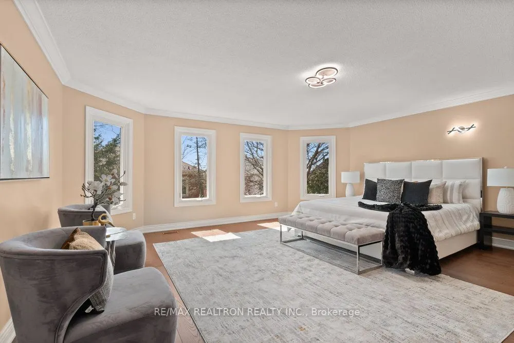 27 Ellsworth Avenue