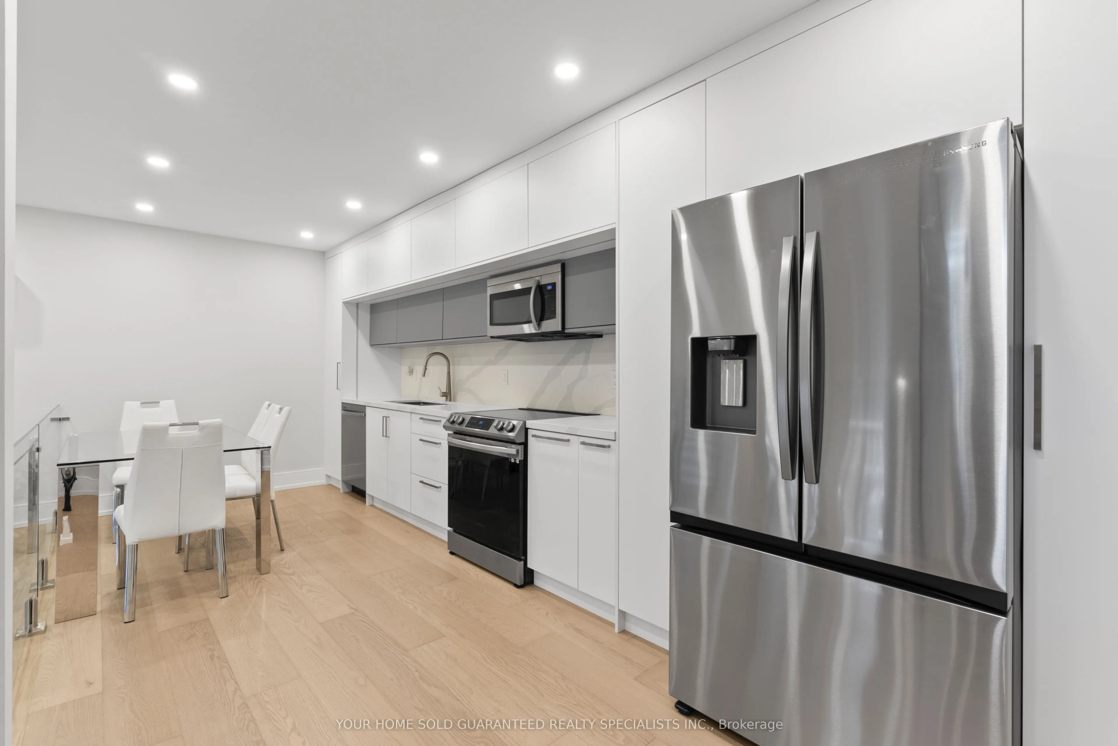 146 MILESTONE Crescent E, #52