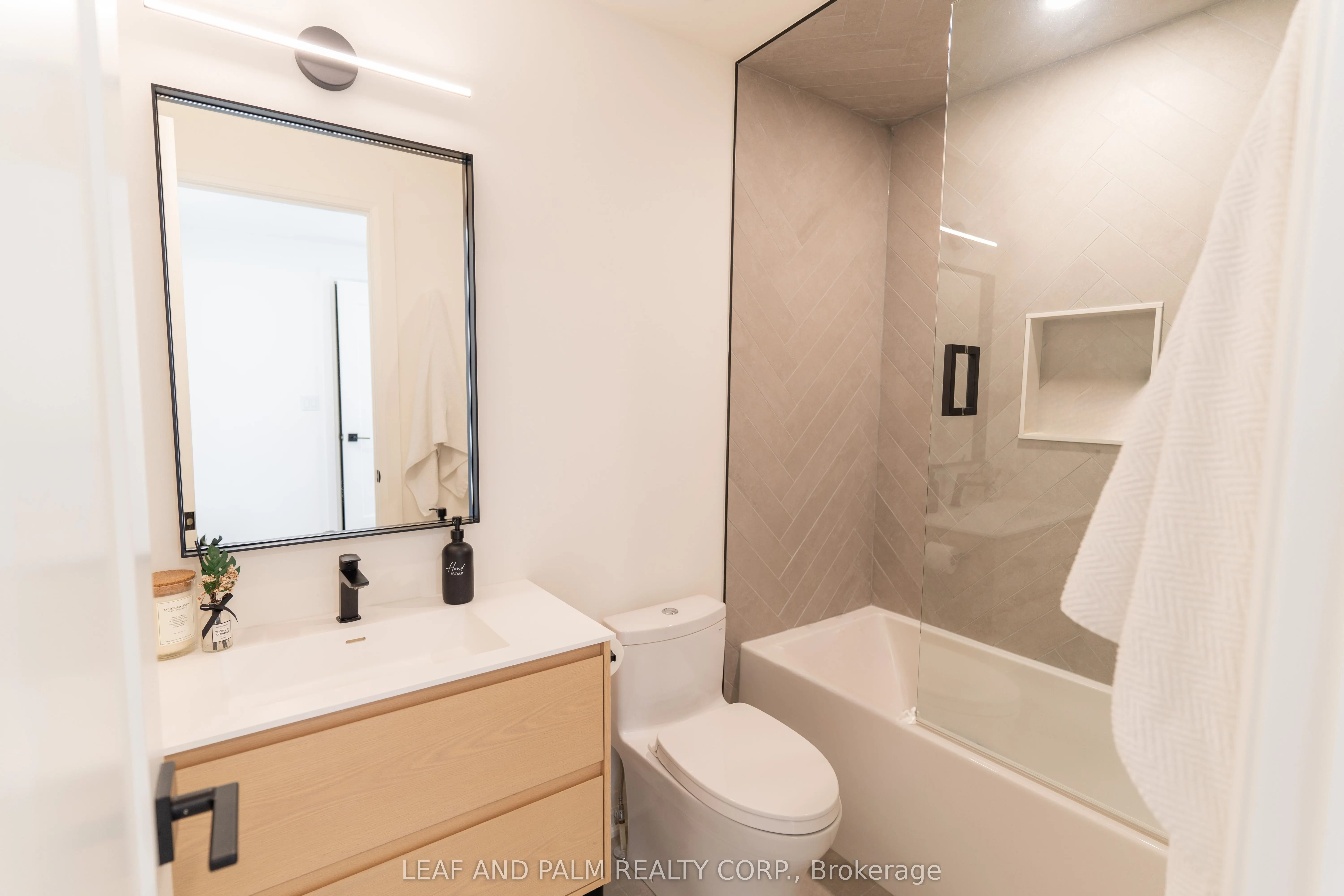 10250 Keele Street, #3