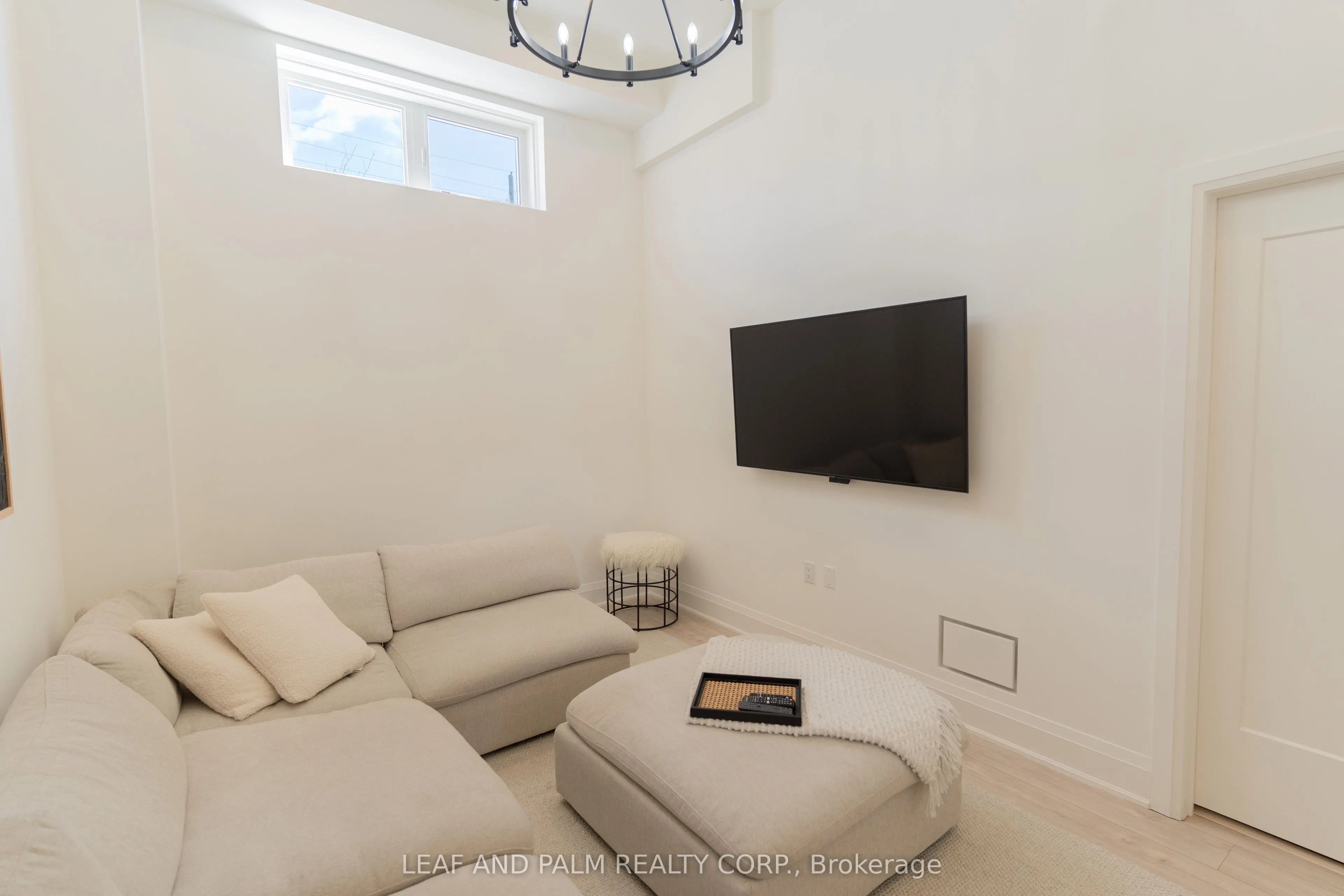 10250 Keele Street, #3