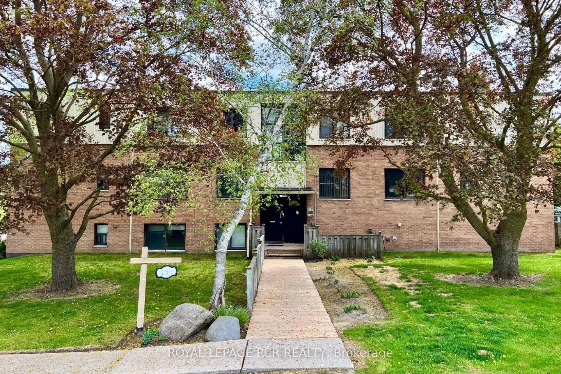 136 Scanlon Avenue, #9