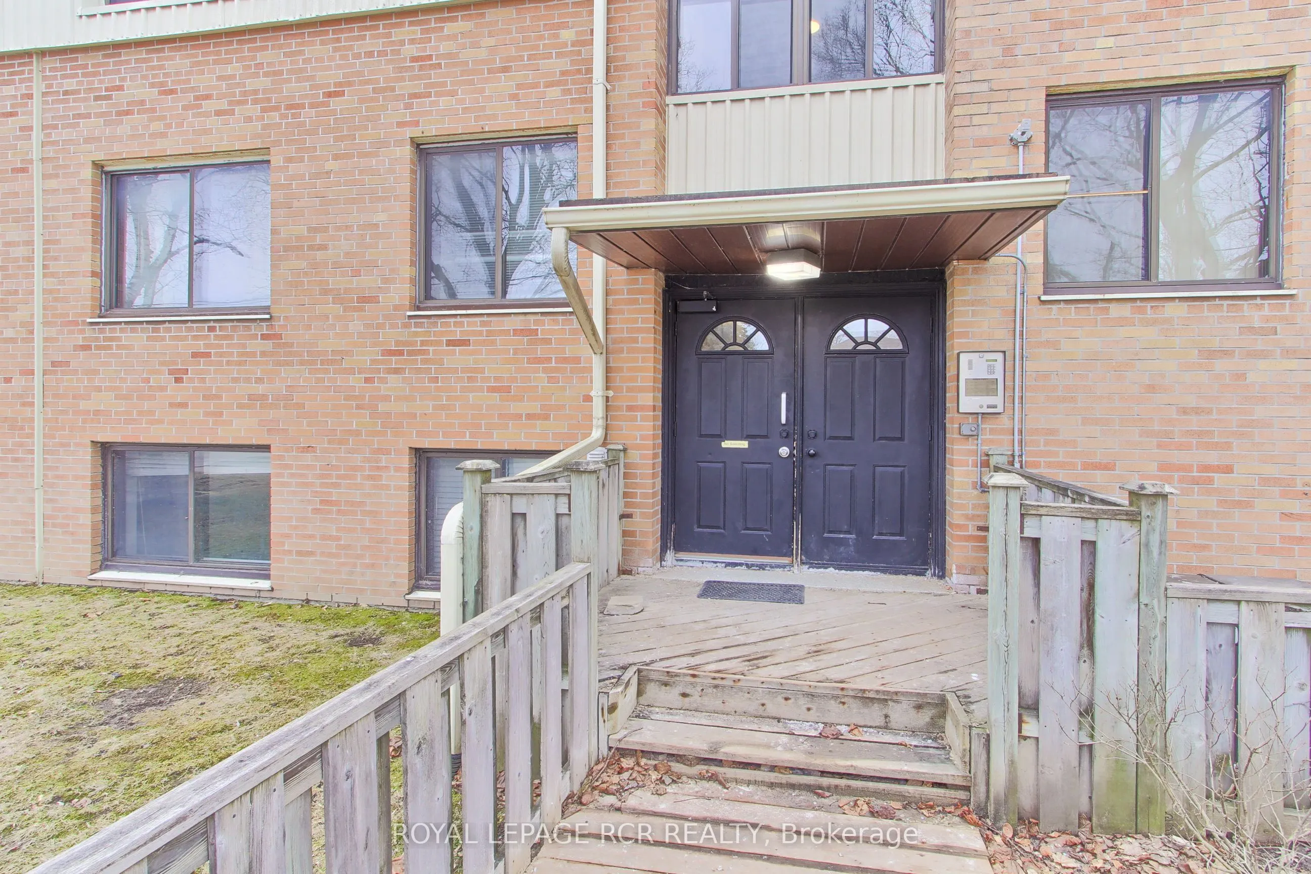 136 Scanlon Avenue, #9