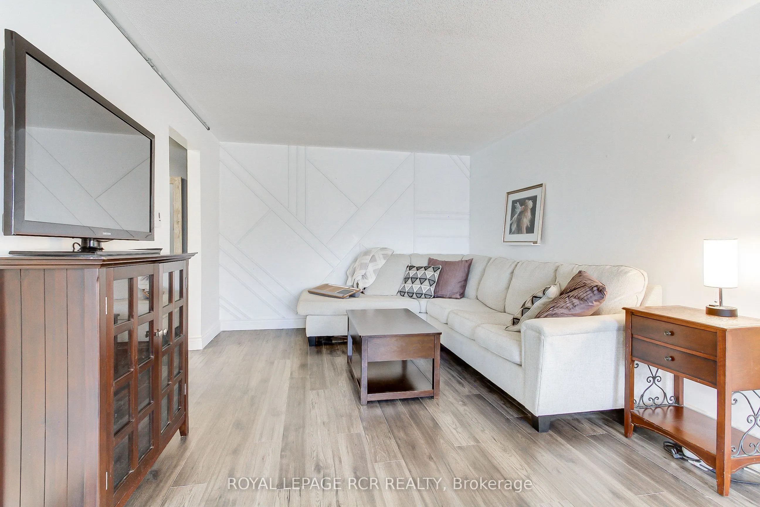 136 Scanlon Avenue, #9