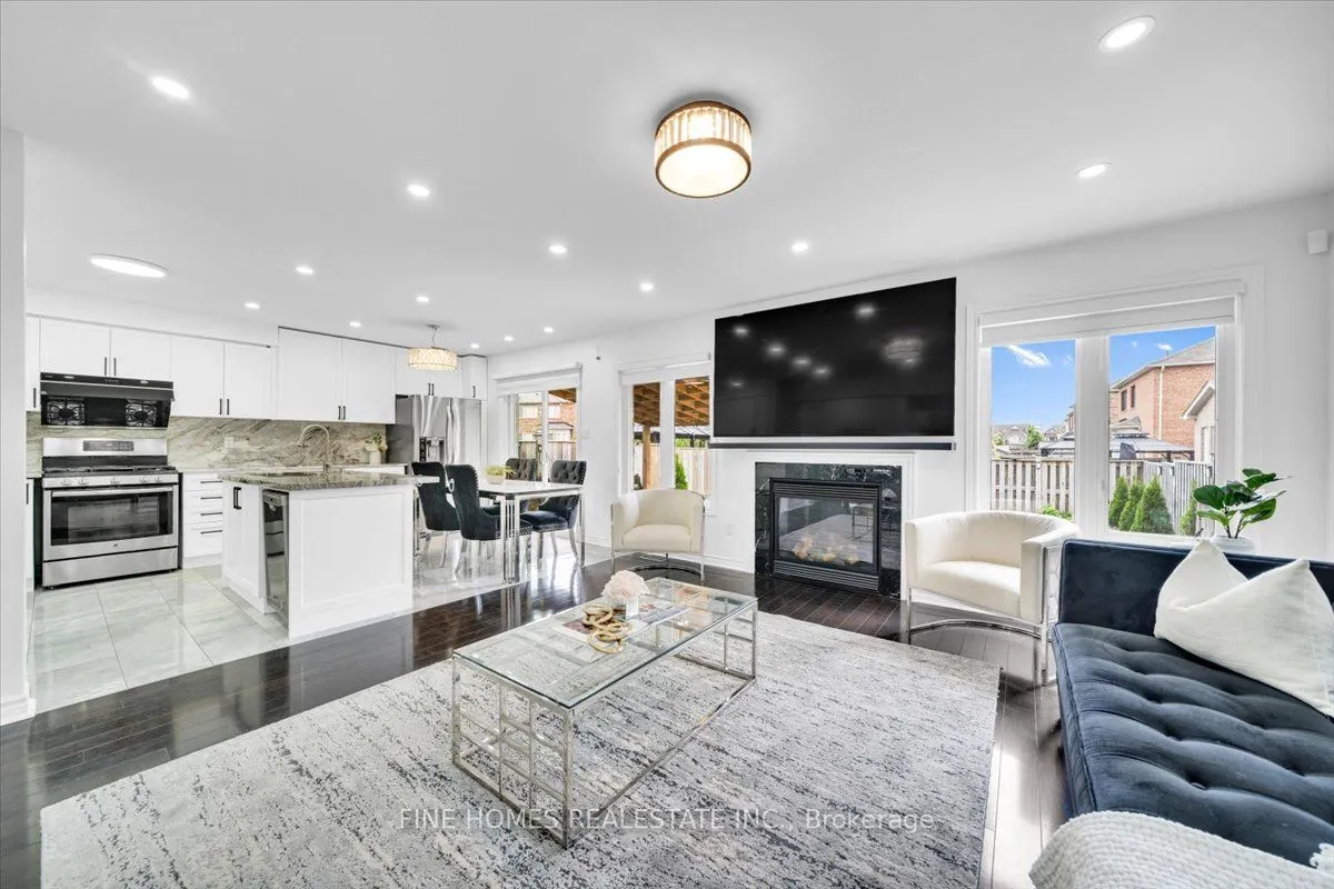115 Meadowhawk Trail
