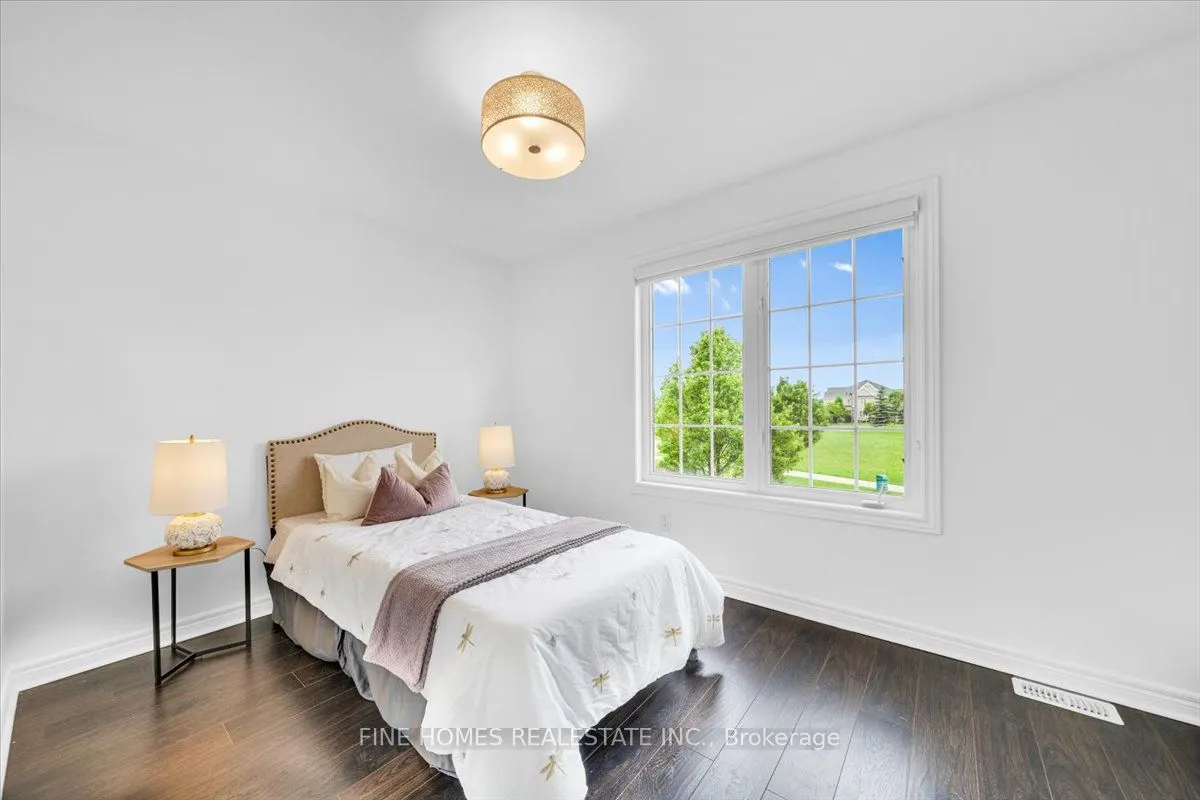 115 Meadowhawk Trail
