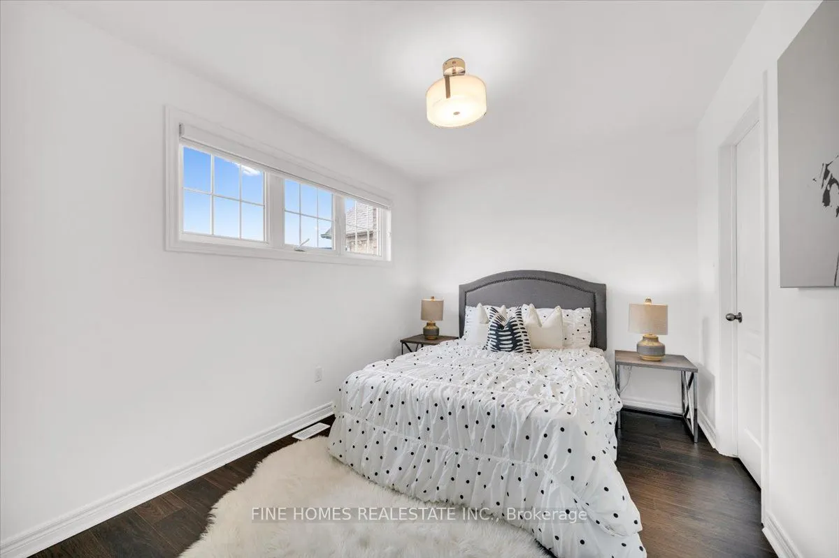 115 Meadowhawk Trail