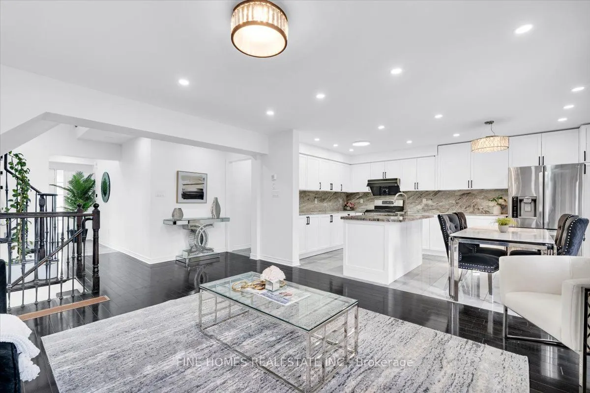 115 Meadowhawk Trail