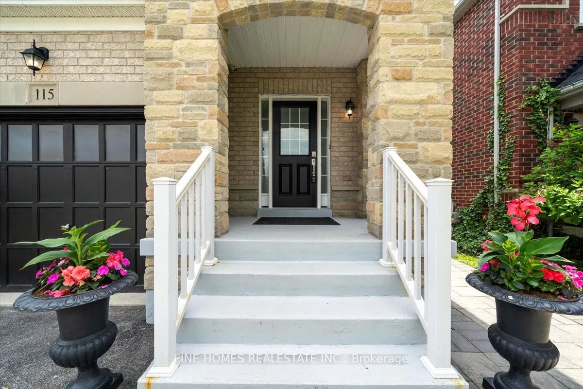 115 Meadowhawk Trail