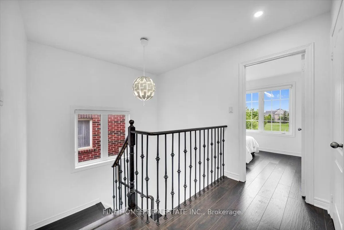 115 Meadowhawk Trail