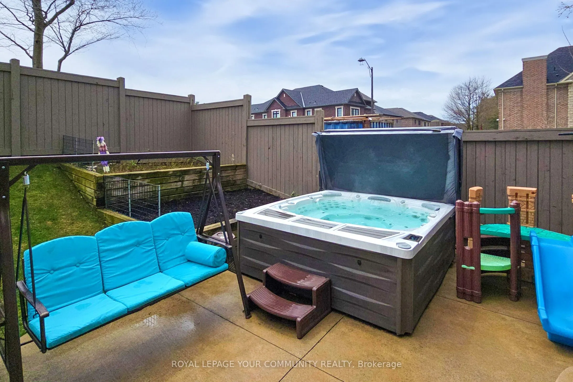 1 Princess Isabella Court