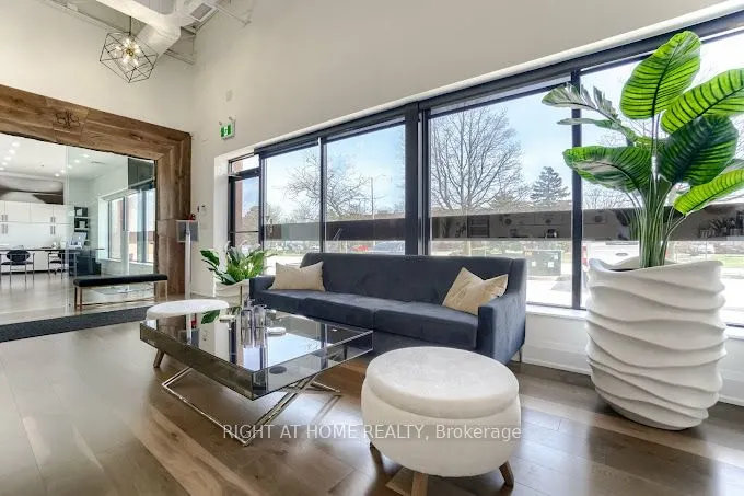 2050 Steeles Avenue W, #1