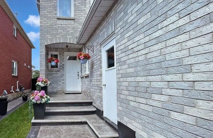 46 Venice Crescent