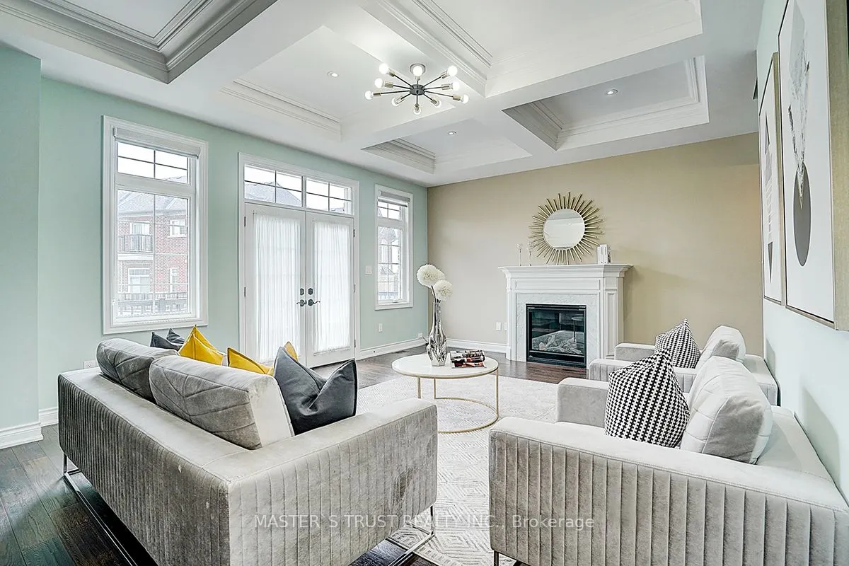 10 Creekvalley Lane
