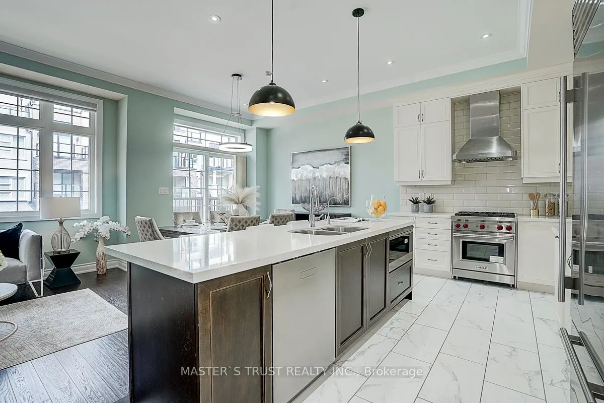 10 Creekvalley Lane