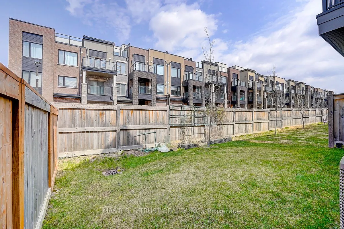 10 Creekvalley Lane