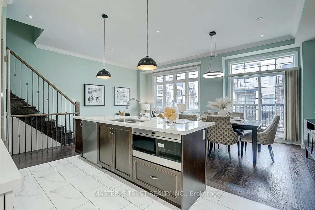 10 Creekvalley Lane