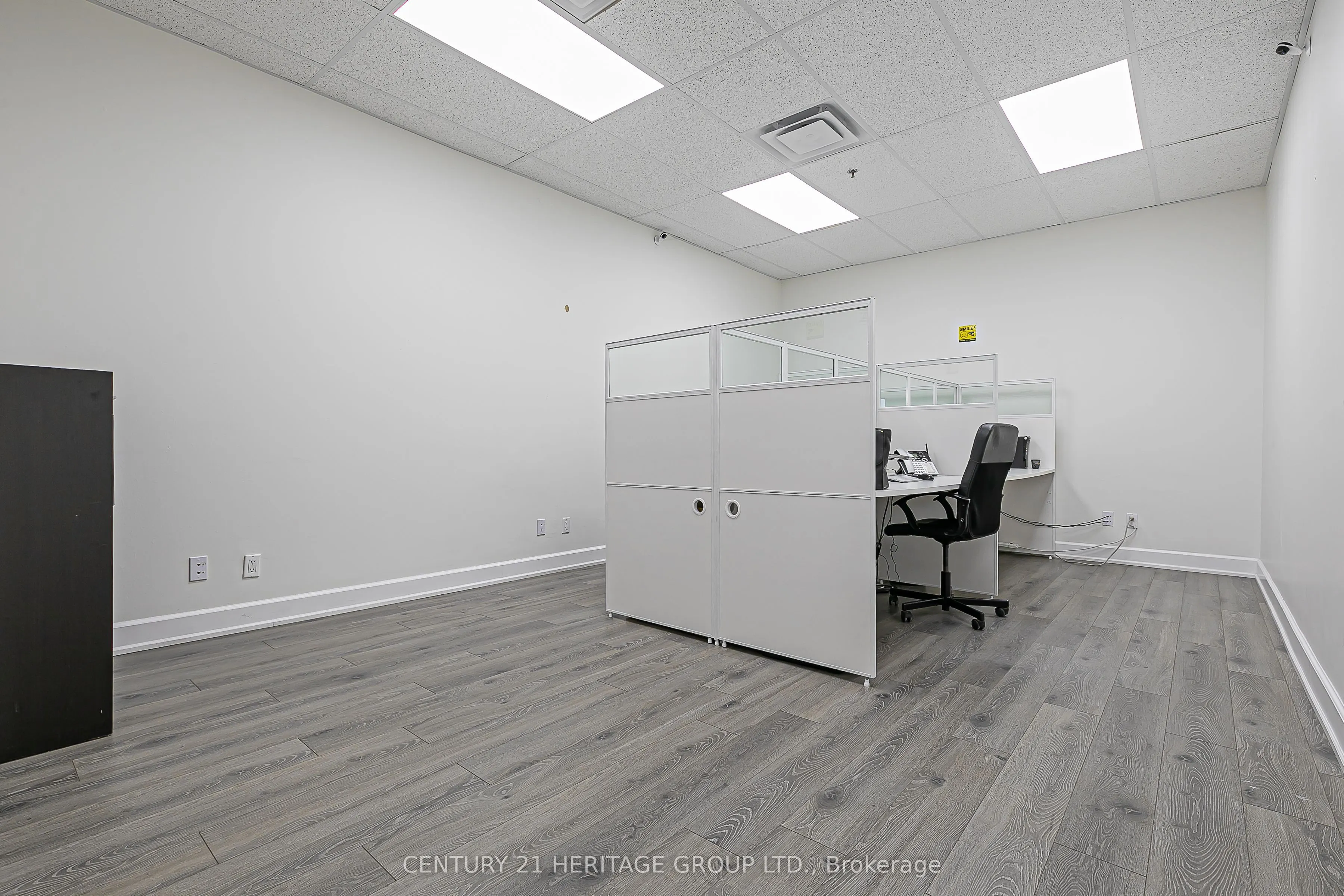 16 Sims Crescent, #25