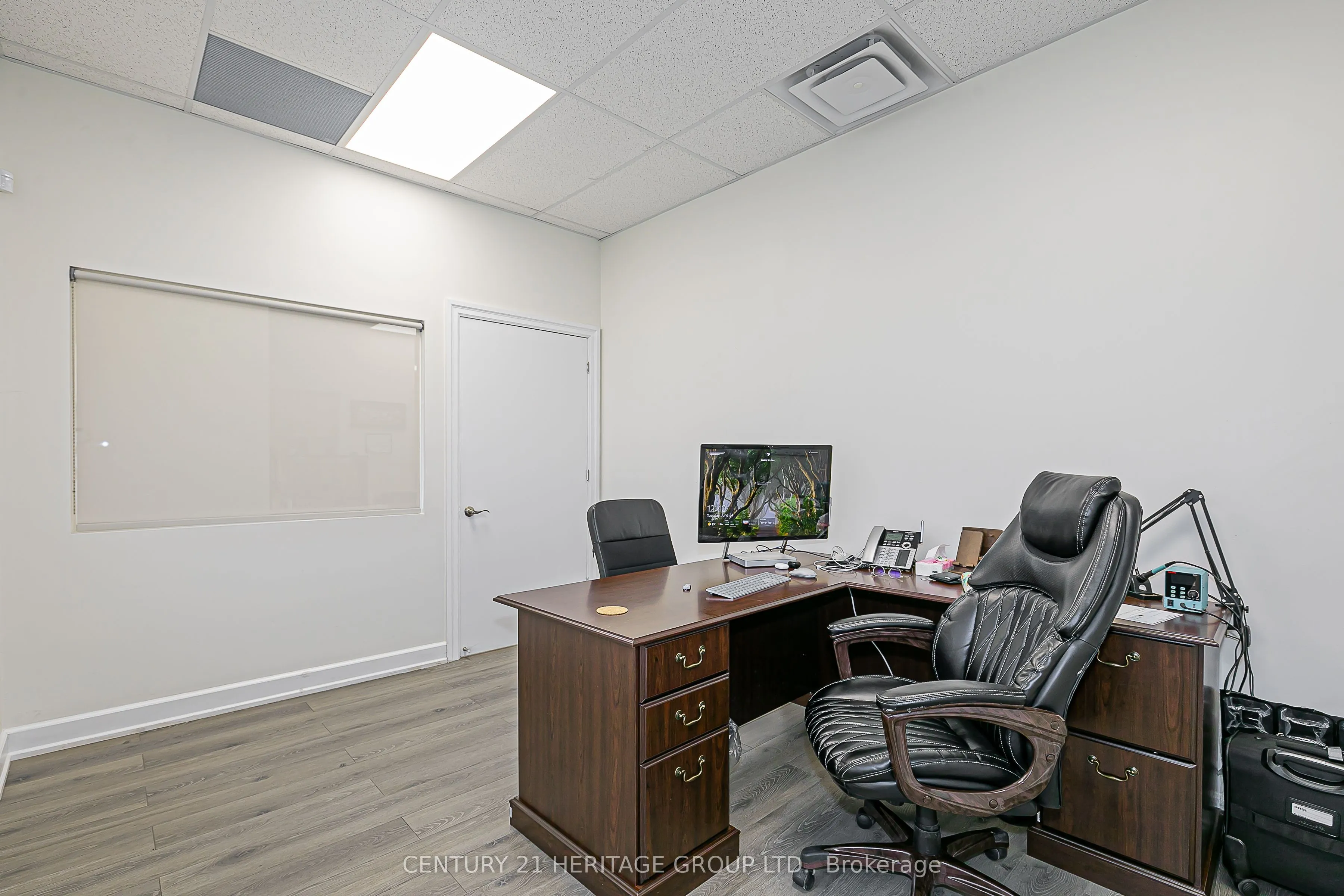 16 Sims Crescent, #25
