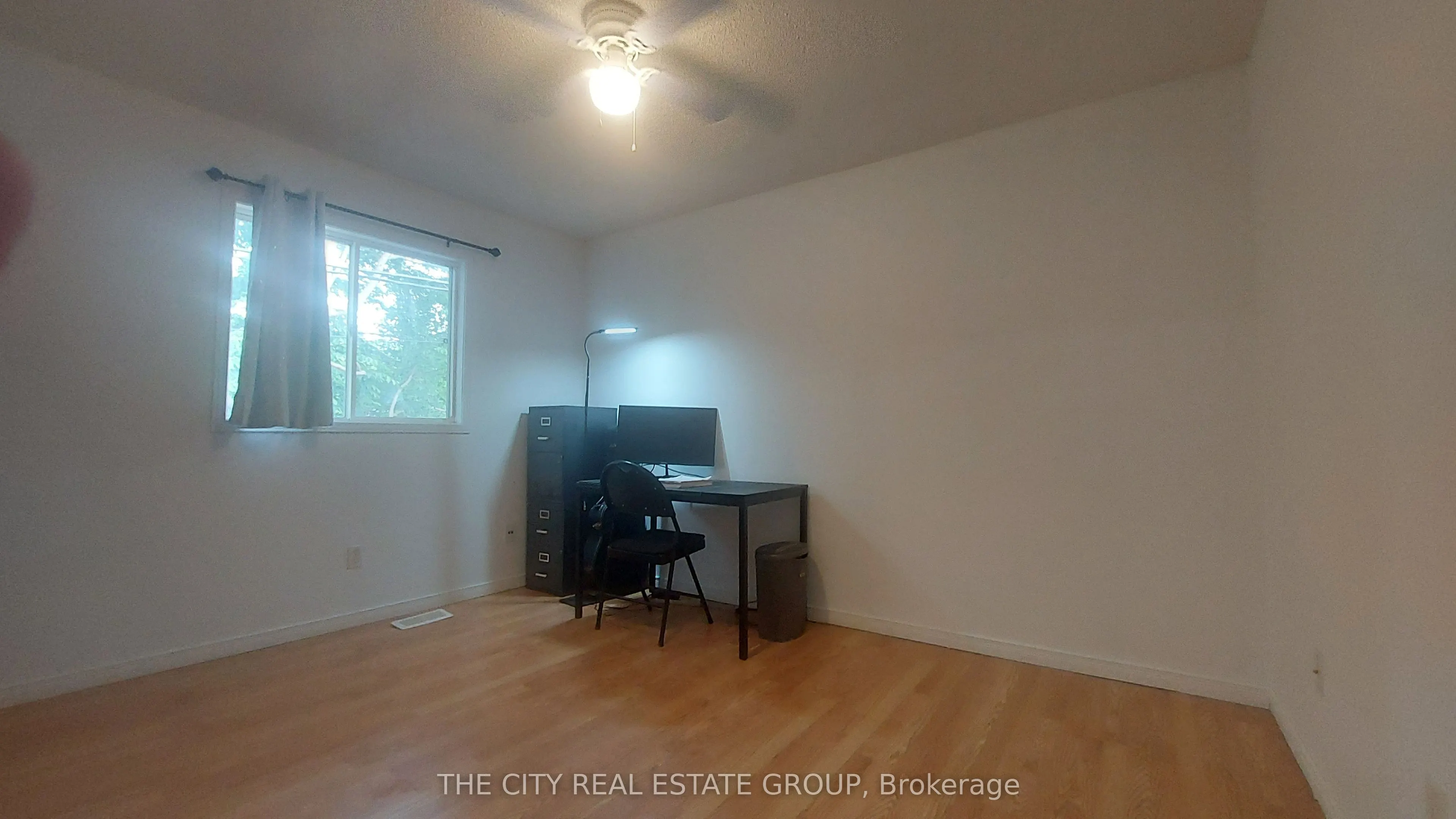 22 Pineway Avenue, #Main Floor