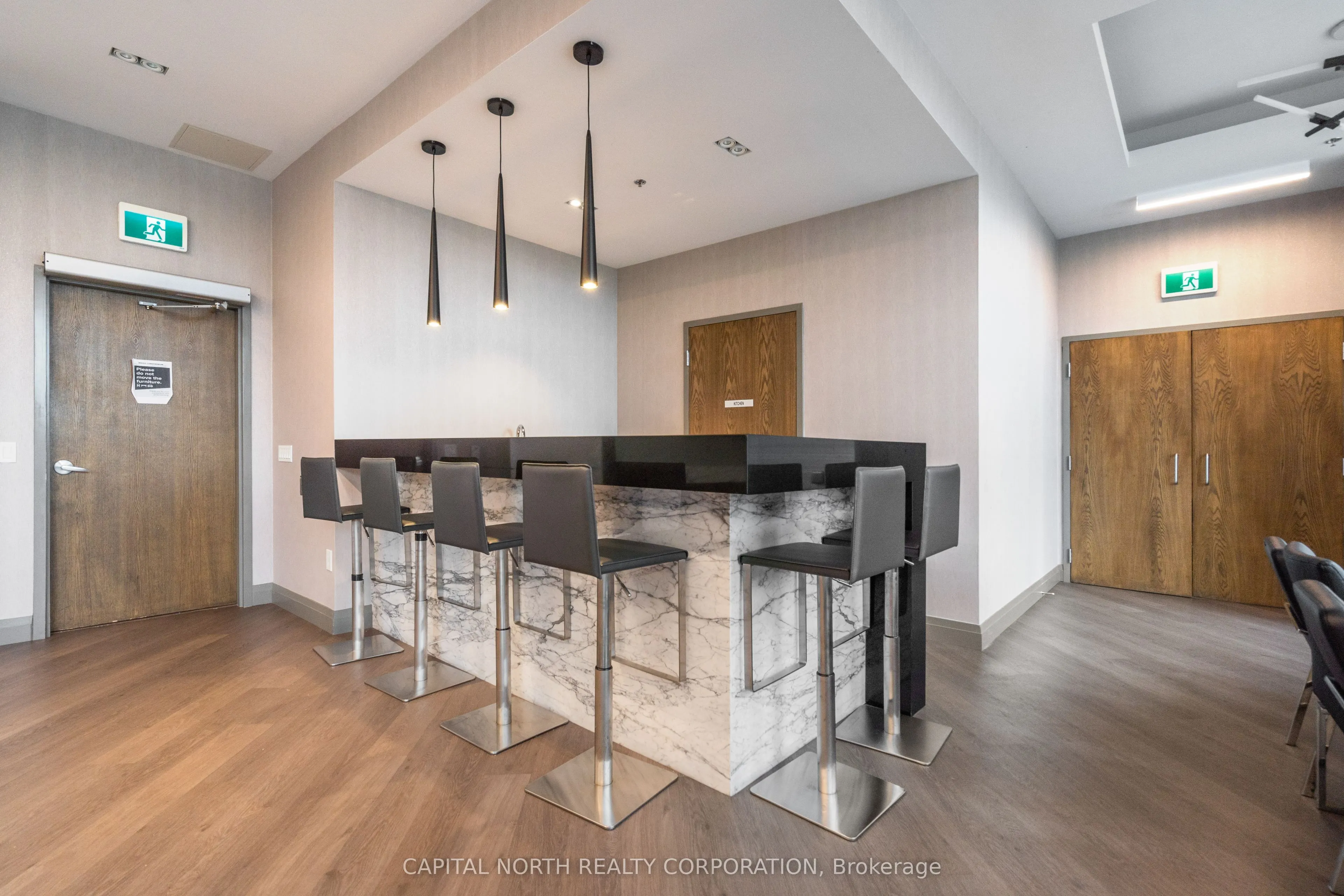 99 Eagle Rock Way N, #634