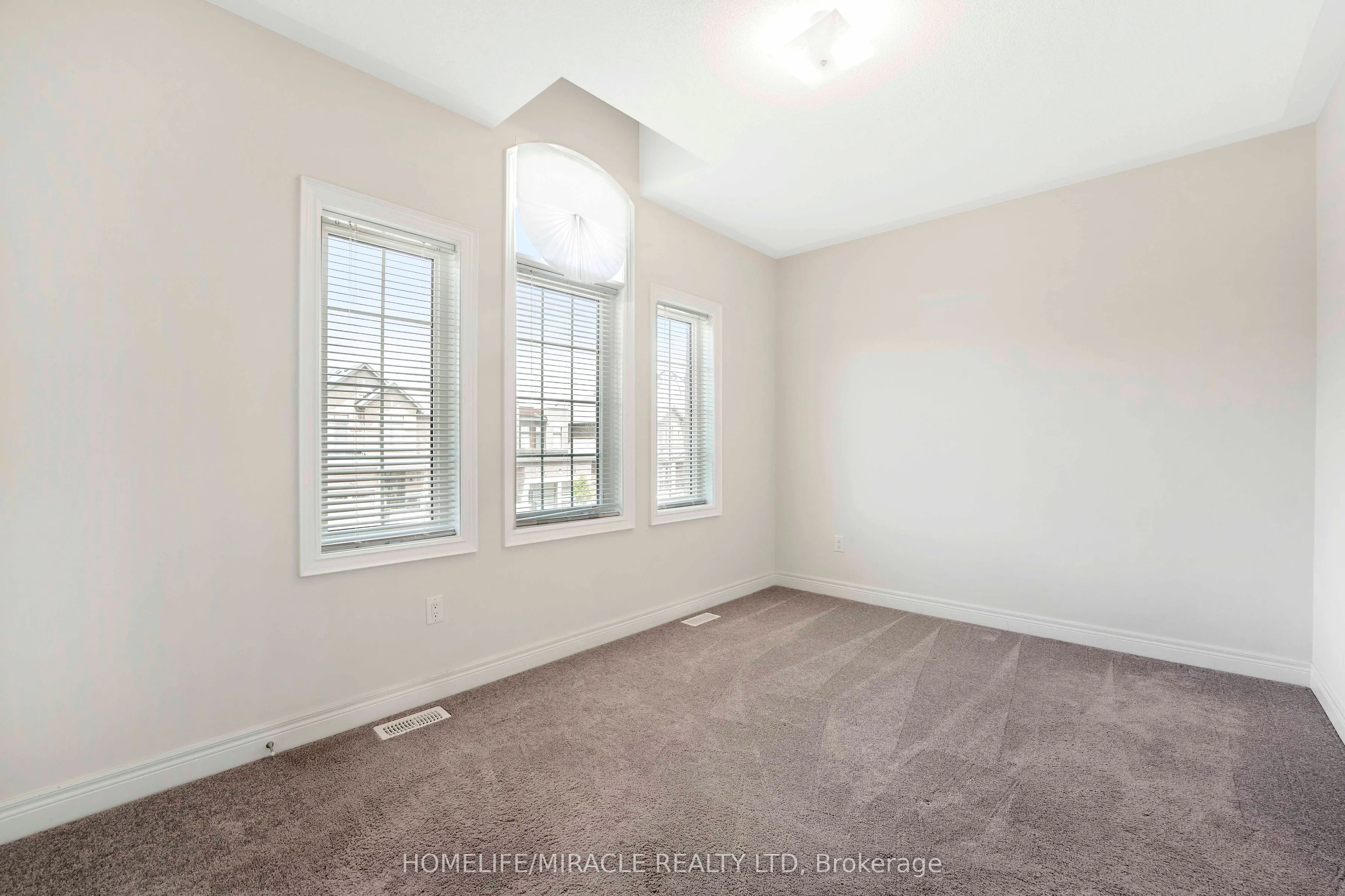 181 Boone Crescent
