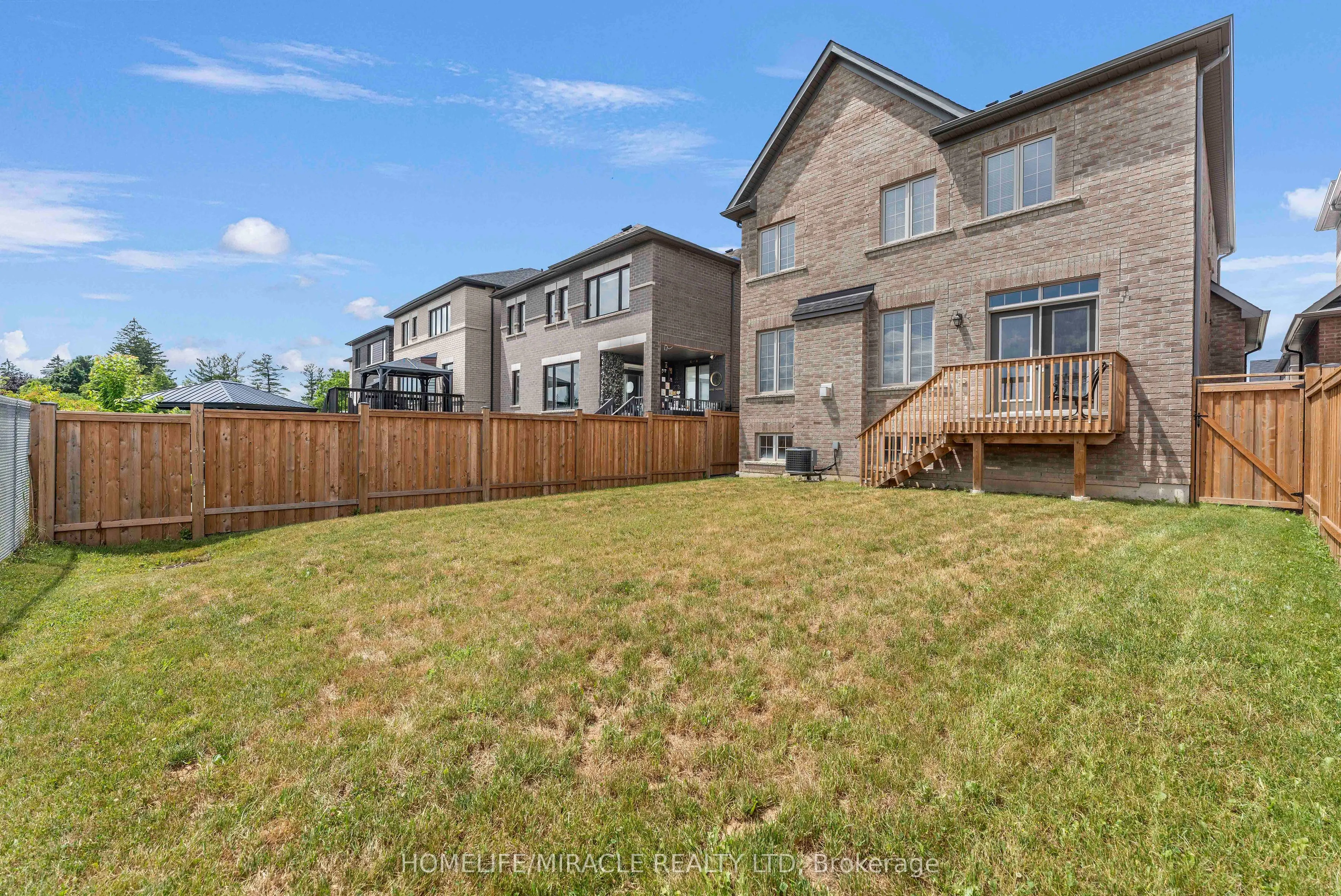 181 Boone Crescent