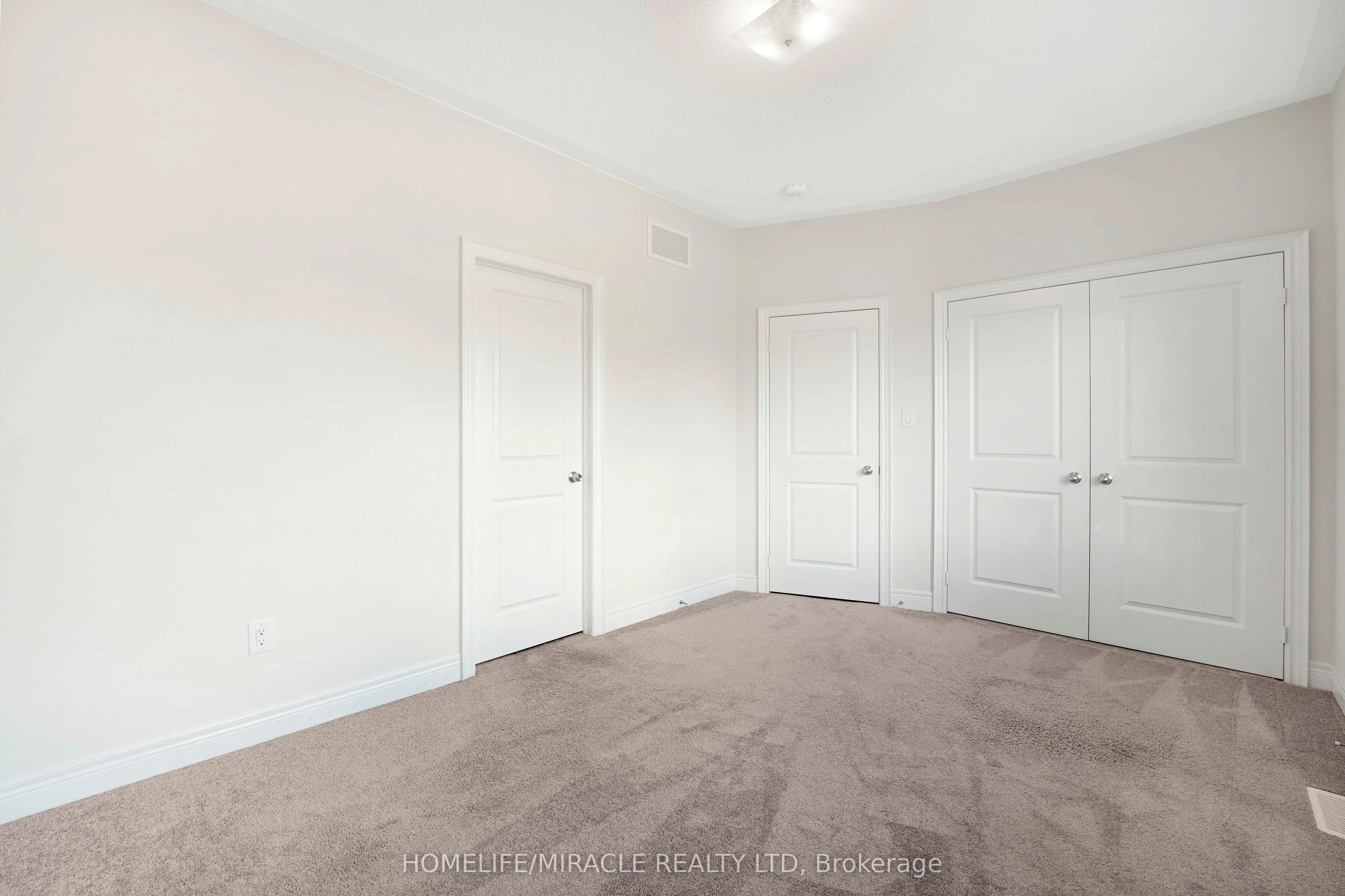 181 Boone Crescent