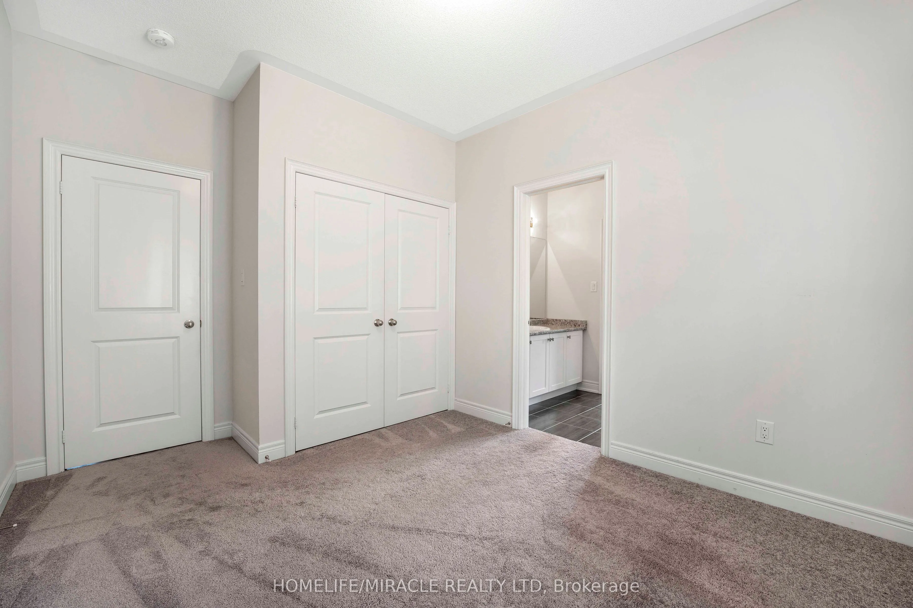 181 Boone Crescent