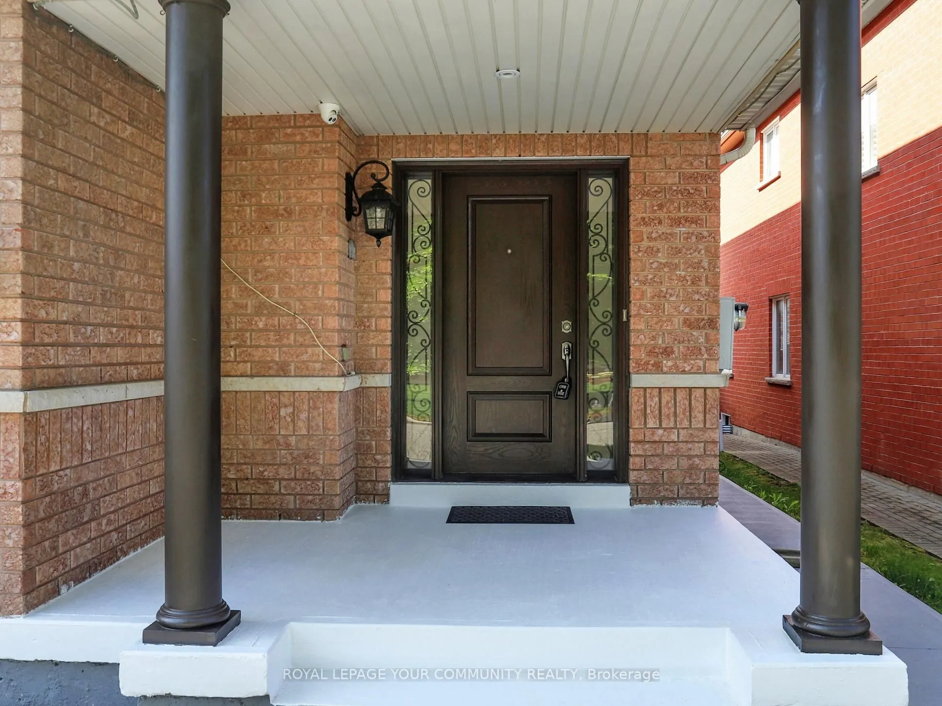 92 Laval Street