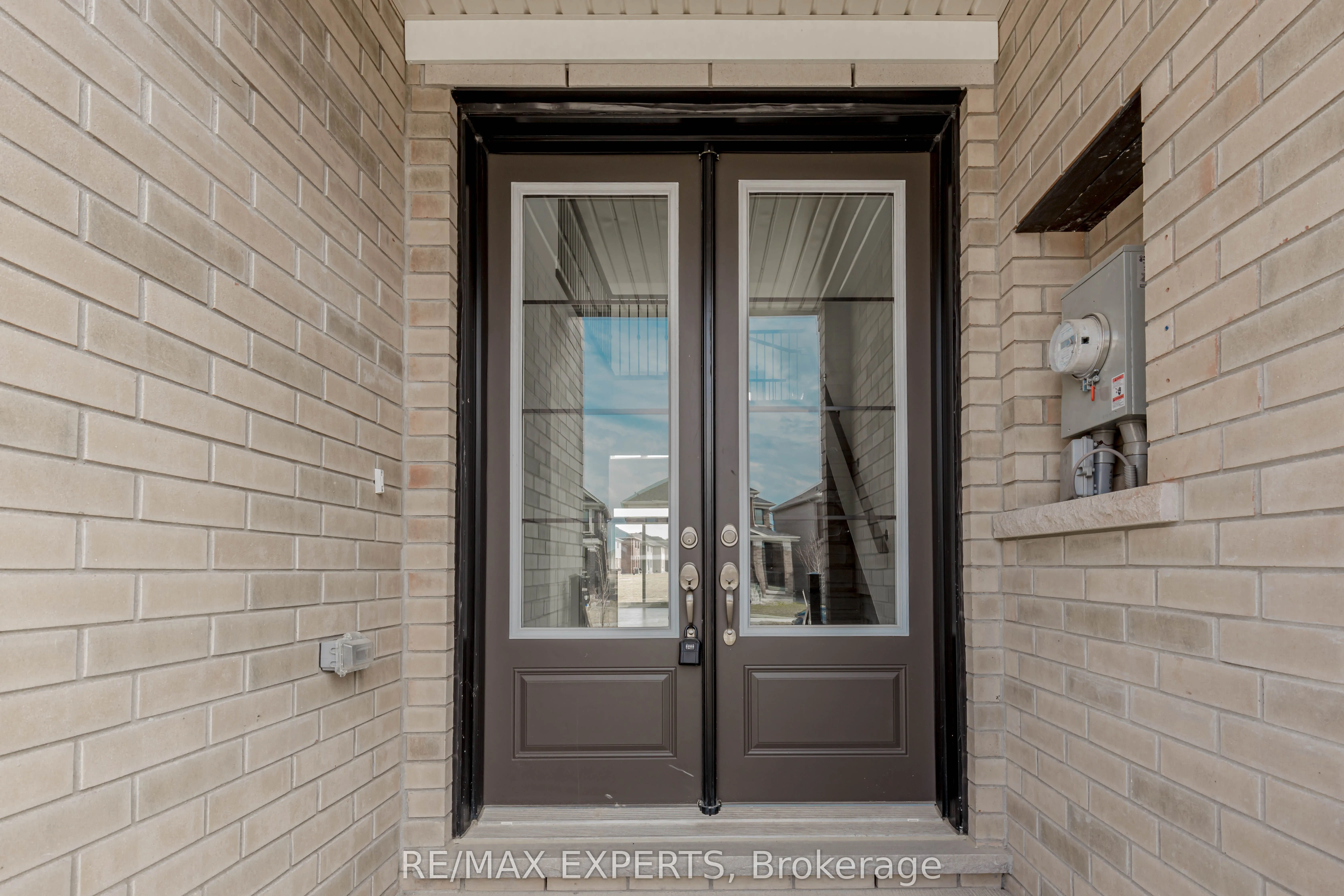 18 Mayapple Street
