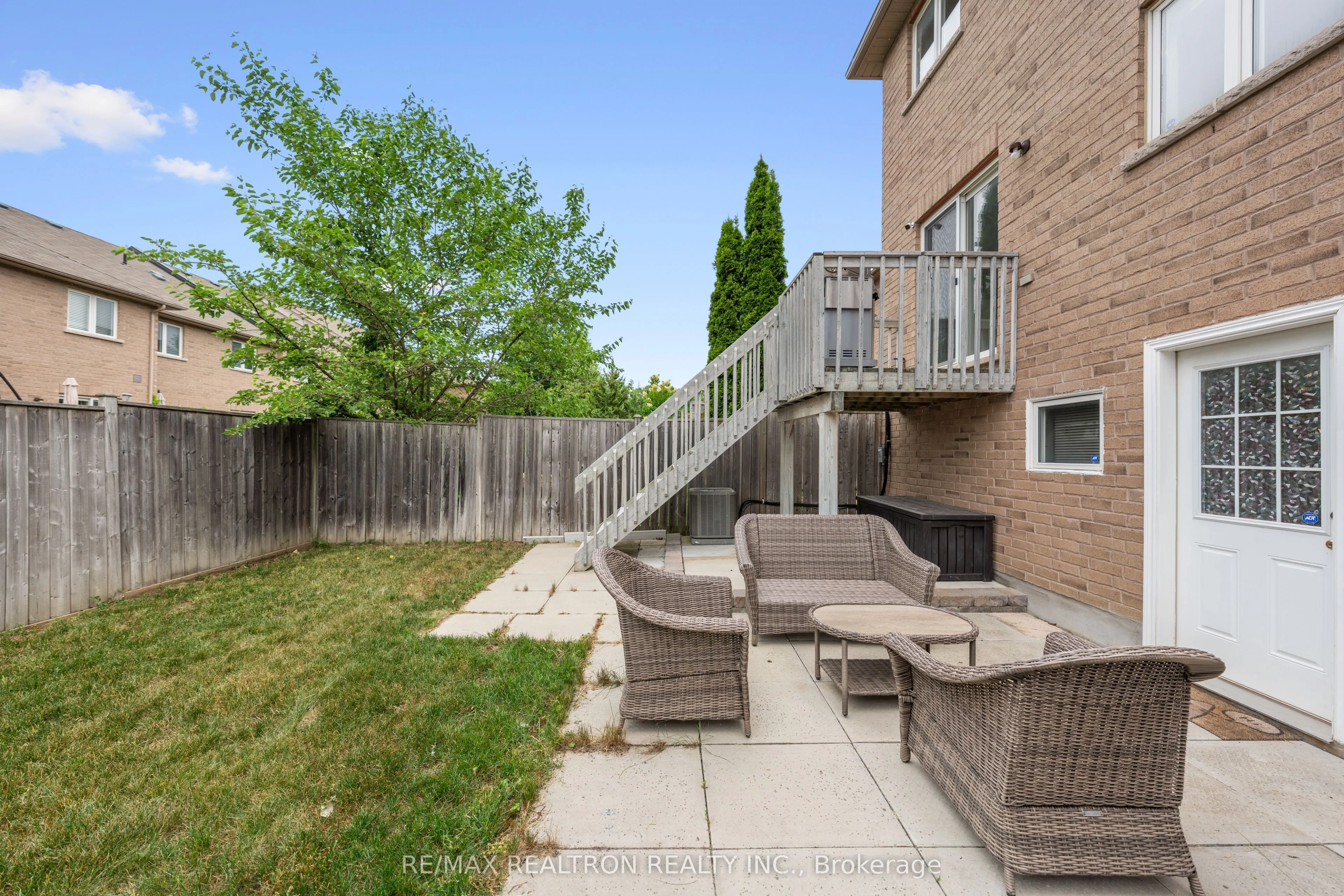 66 Carrier Crescent