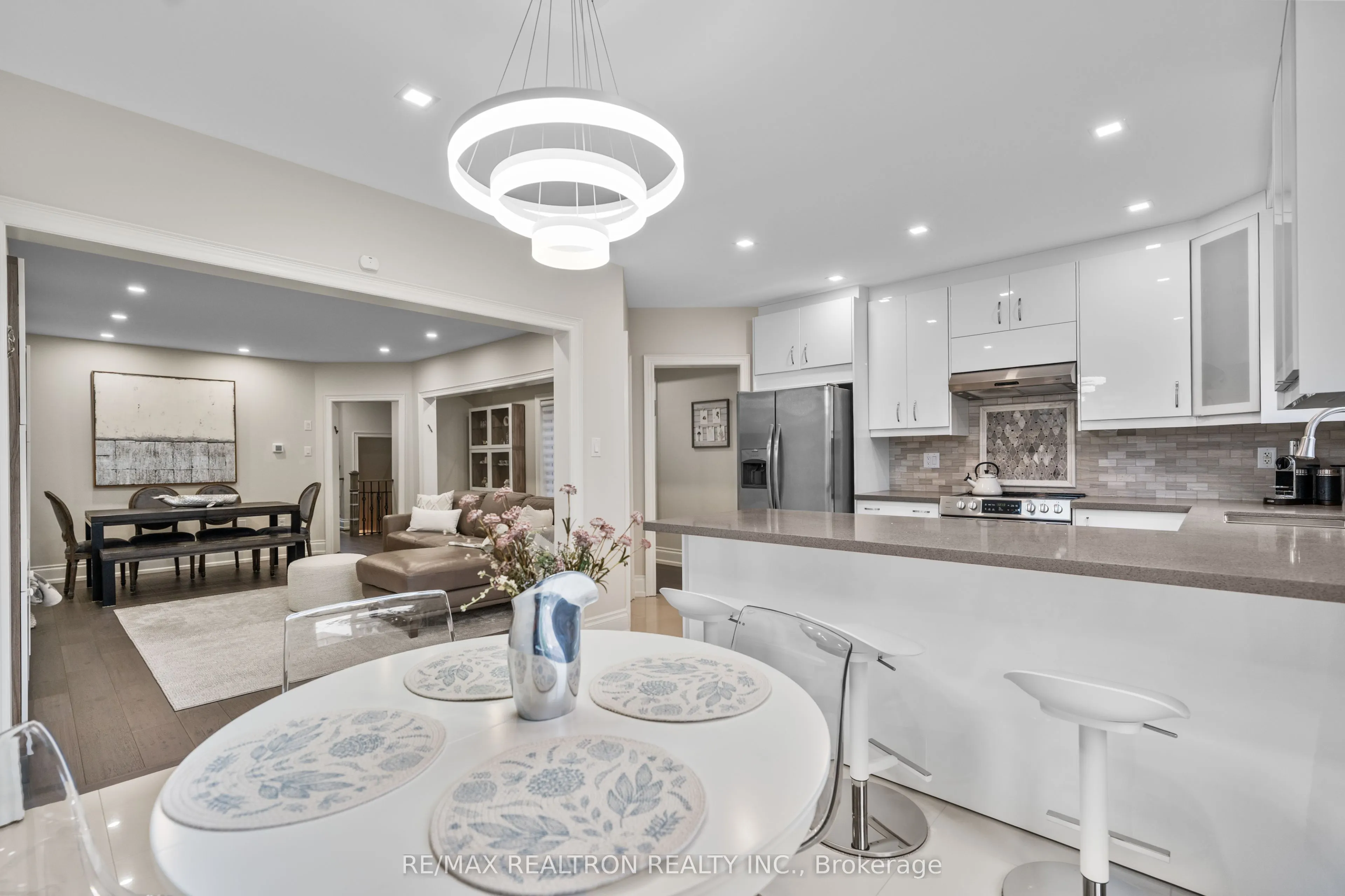 66 Carrier Crescent