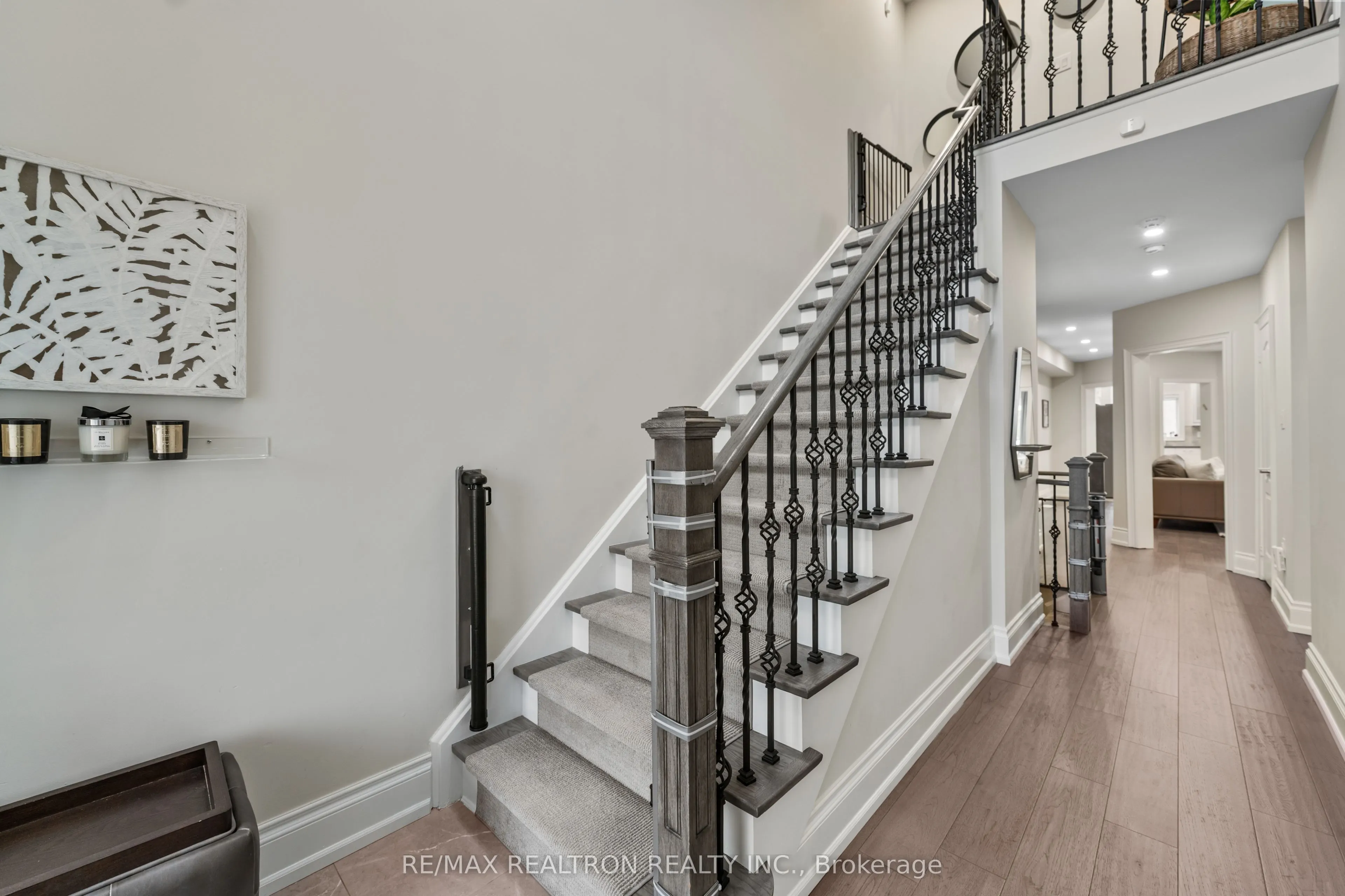 66 Carrier Crescent