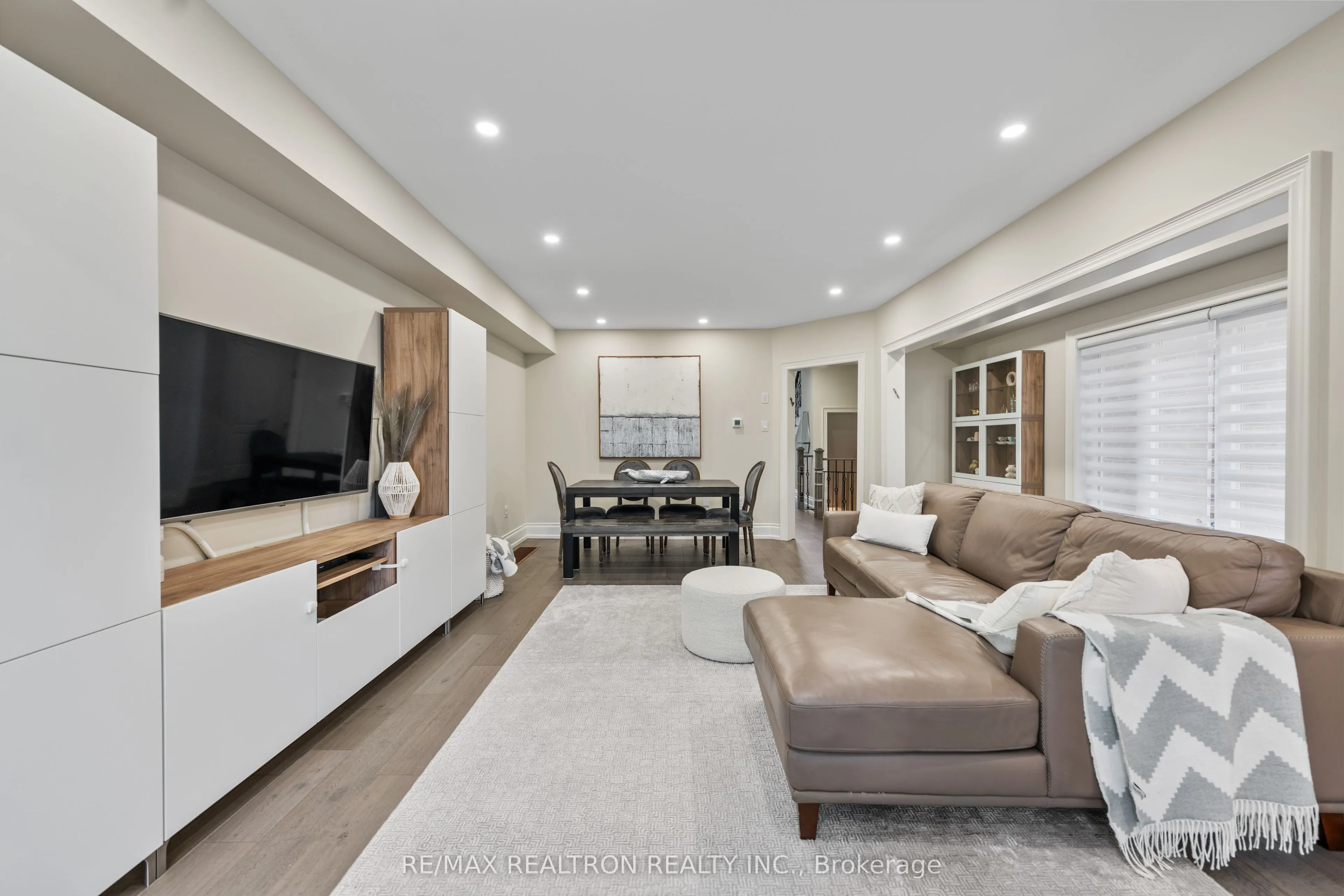 66 Carrier Crescent