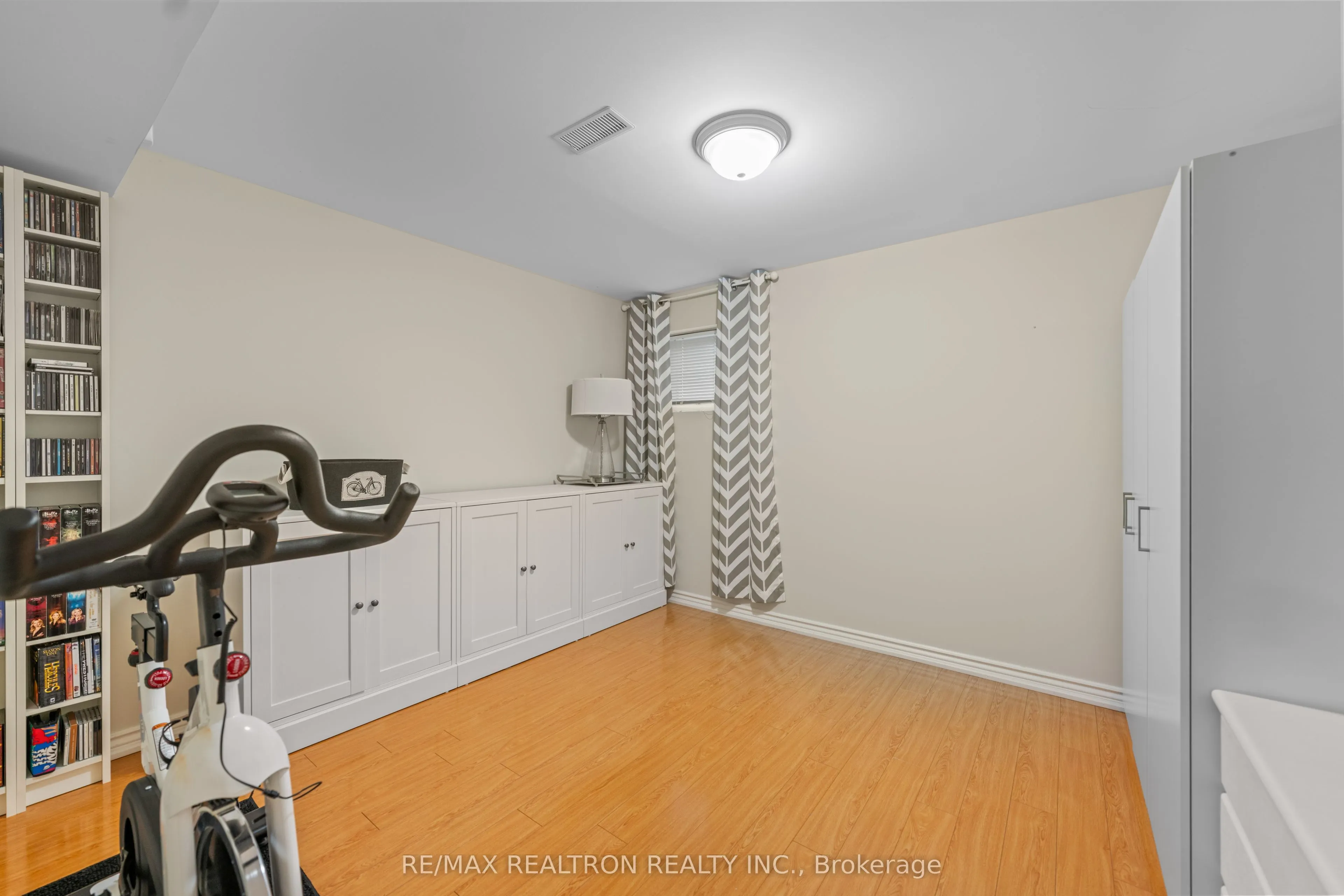 66 Carrier Crescent