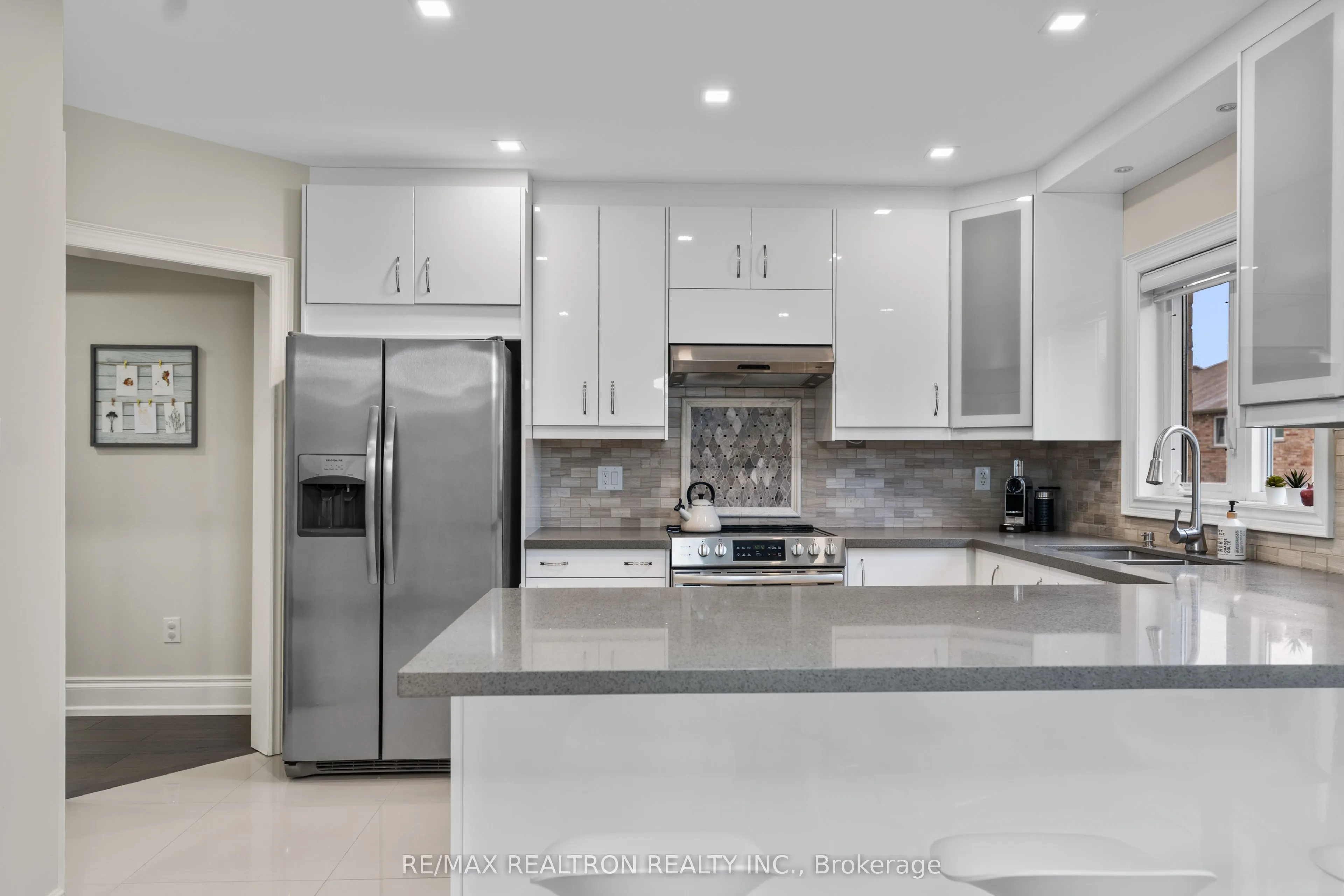 66 Carrier Crescent