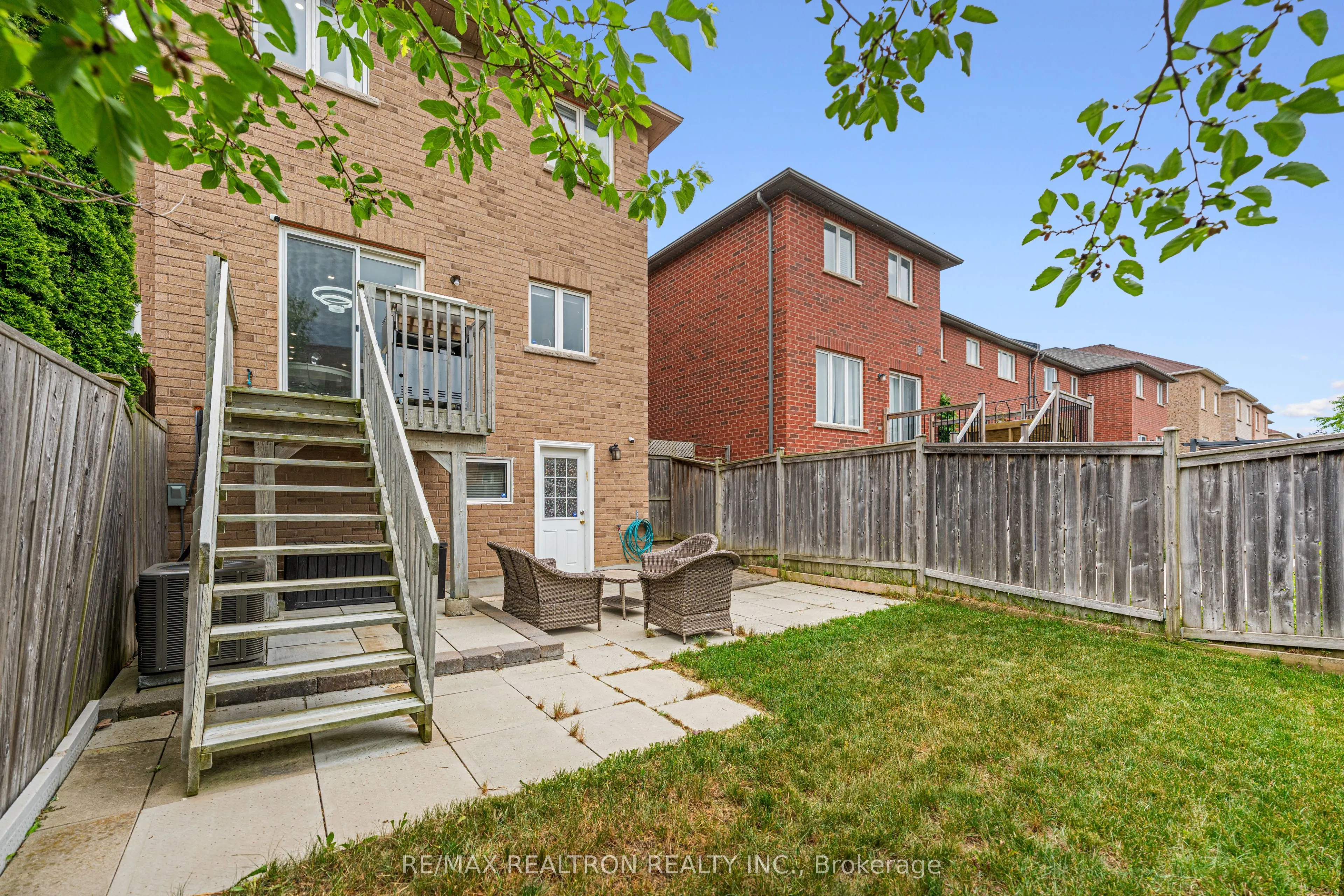 66 Carrier Crescent