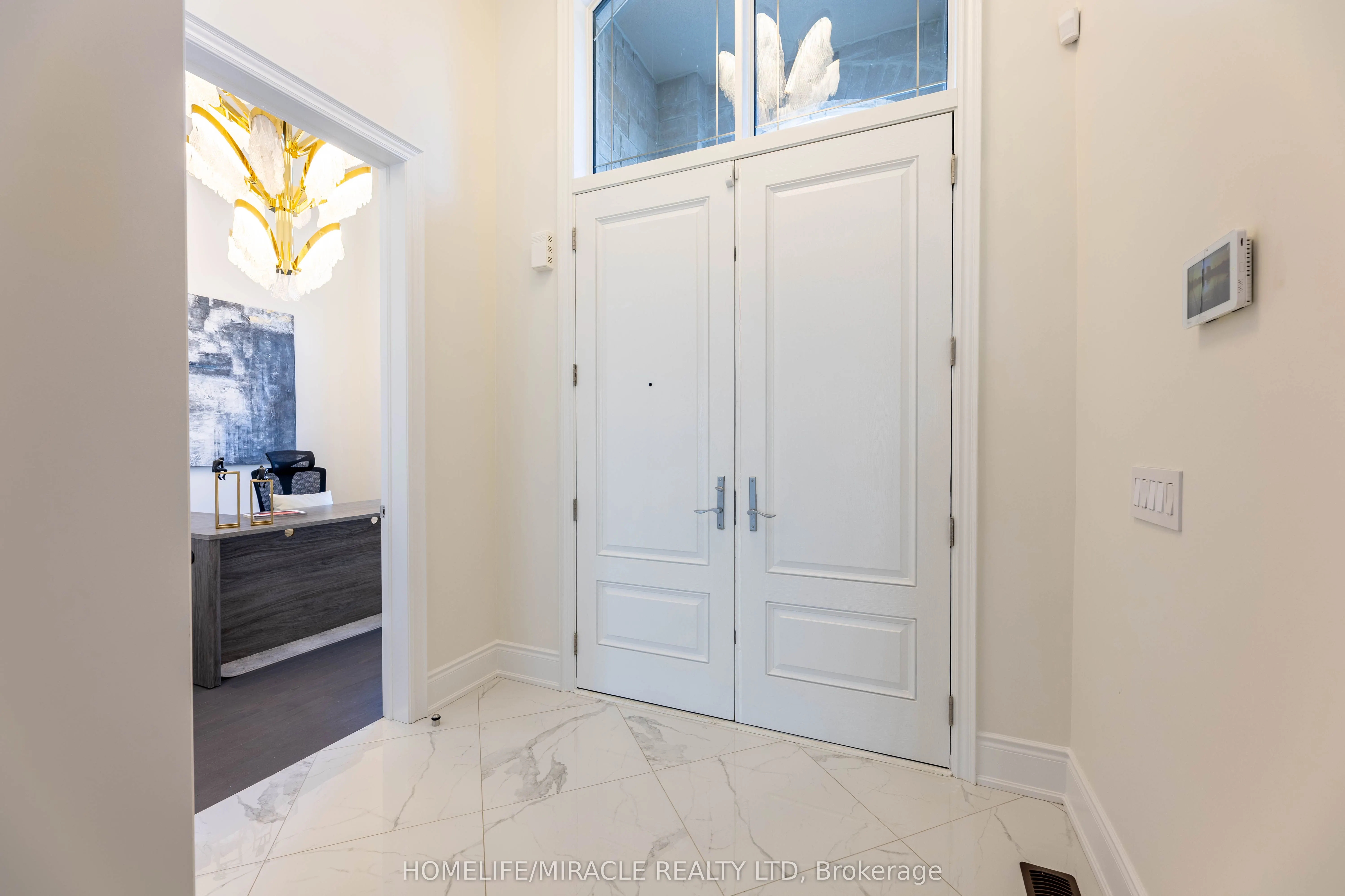 92 Appleyard Avenue