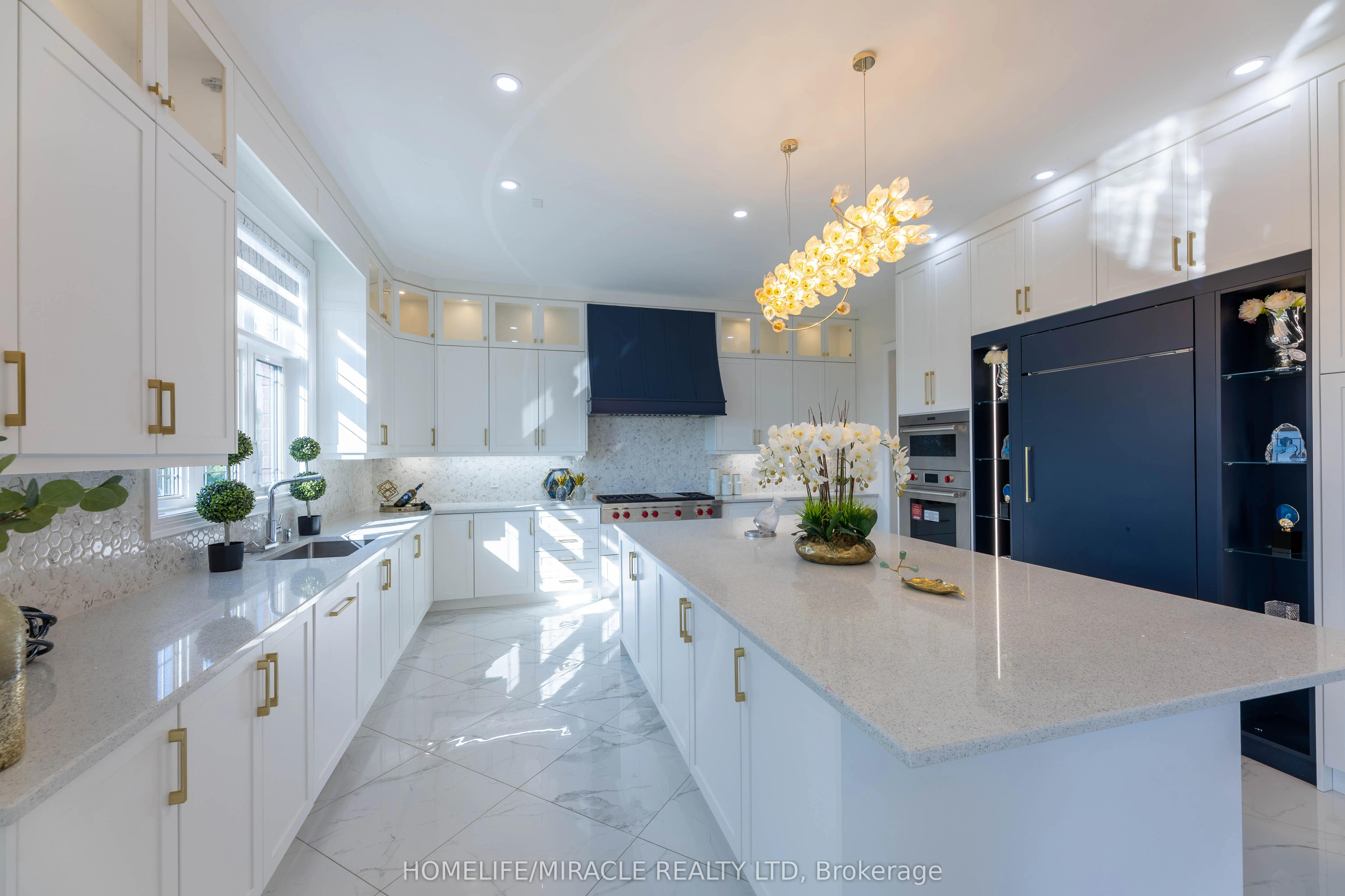 92 Appleyard Avenue