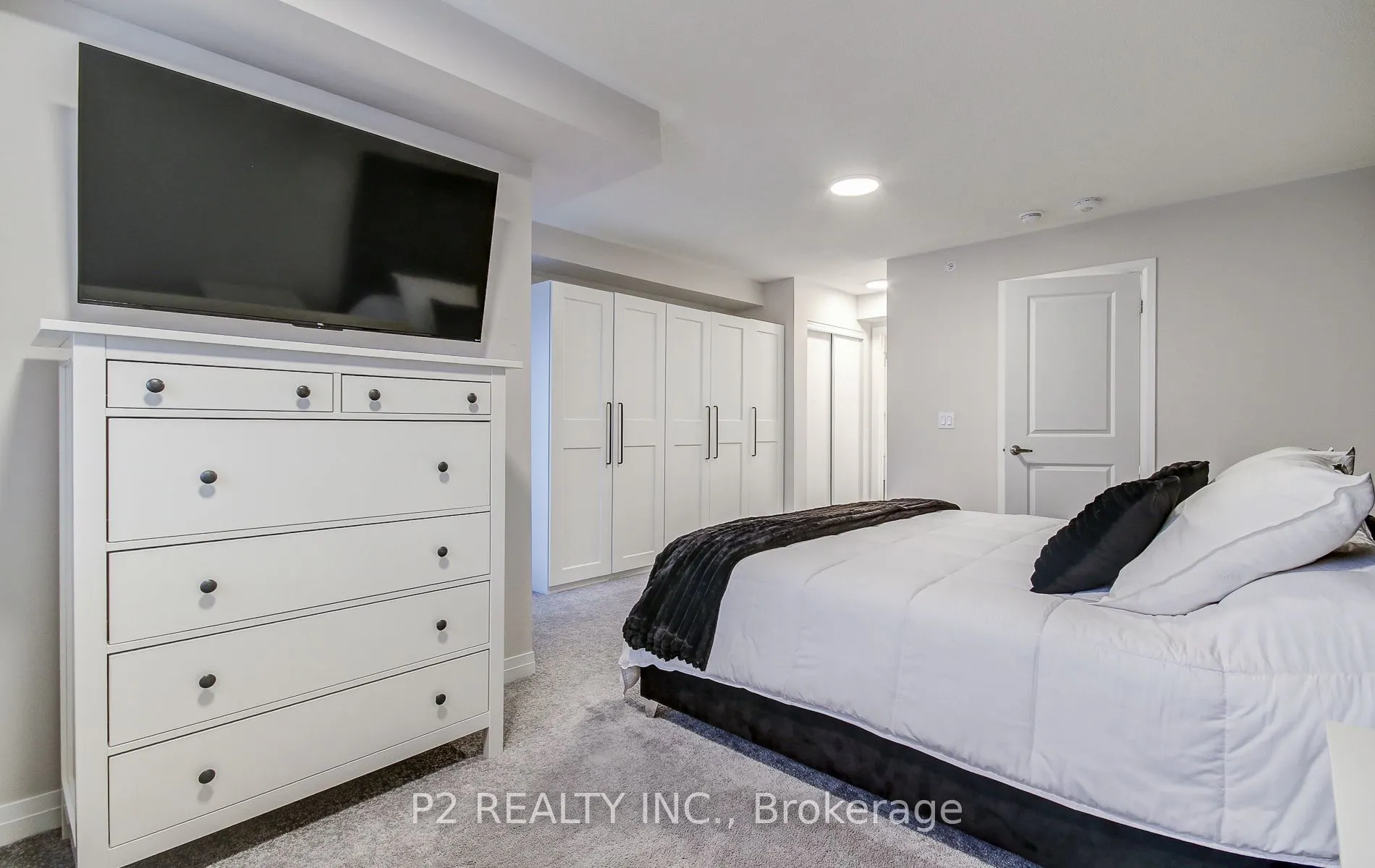 40 Baynes Way, #11