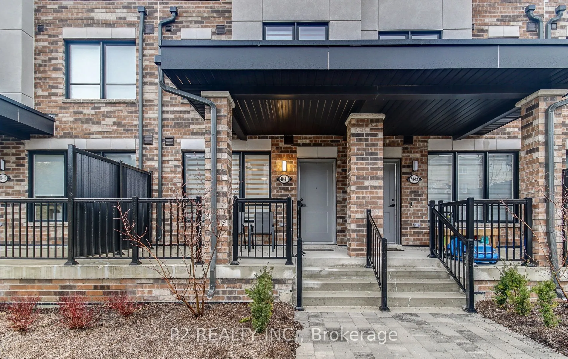 40 Baynes Way, #11